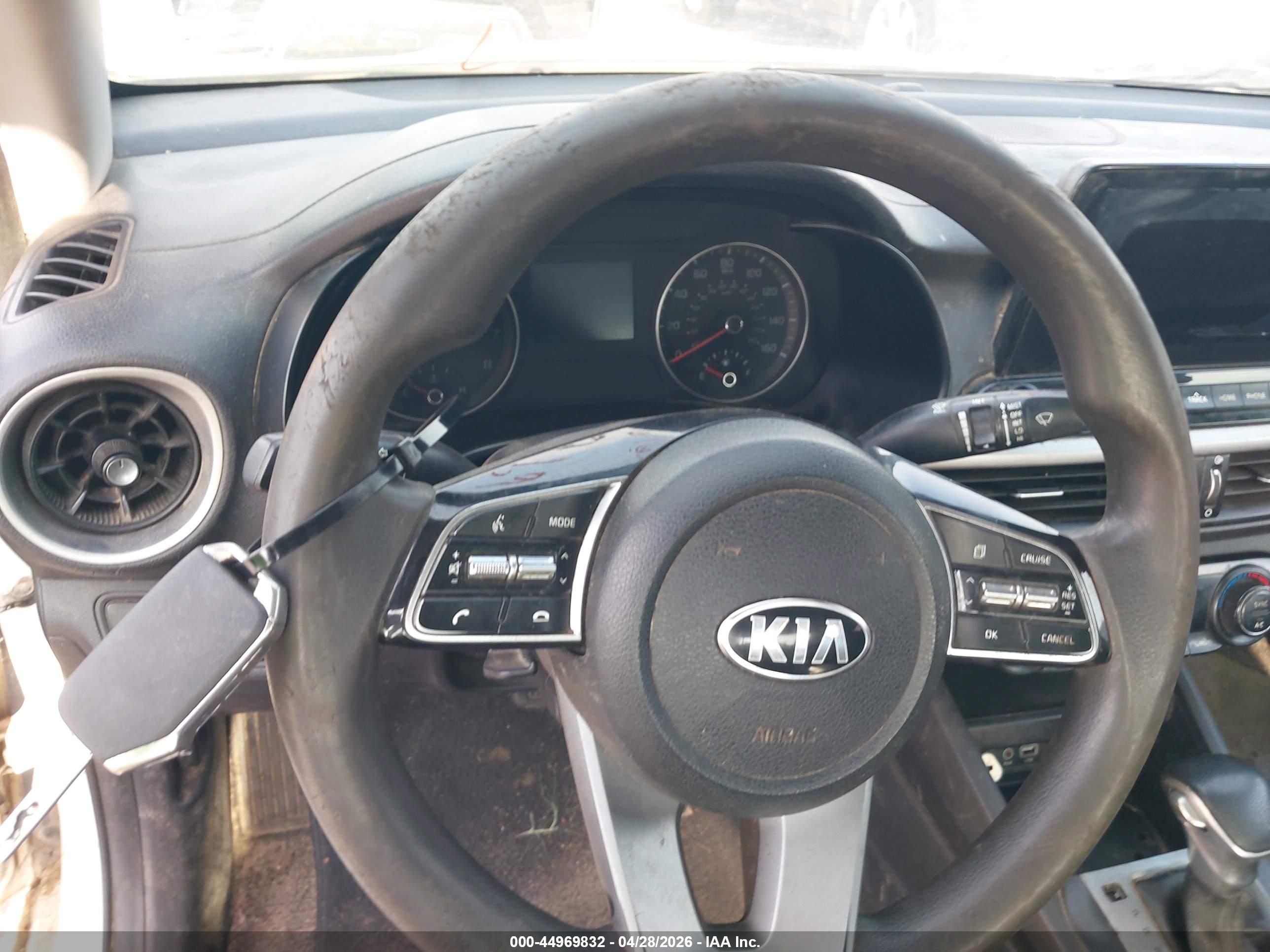 KIA FORTE image 7