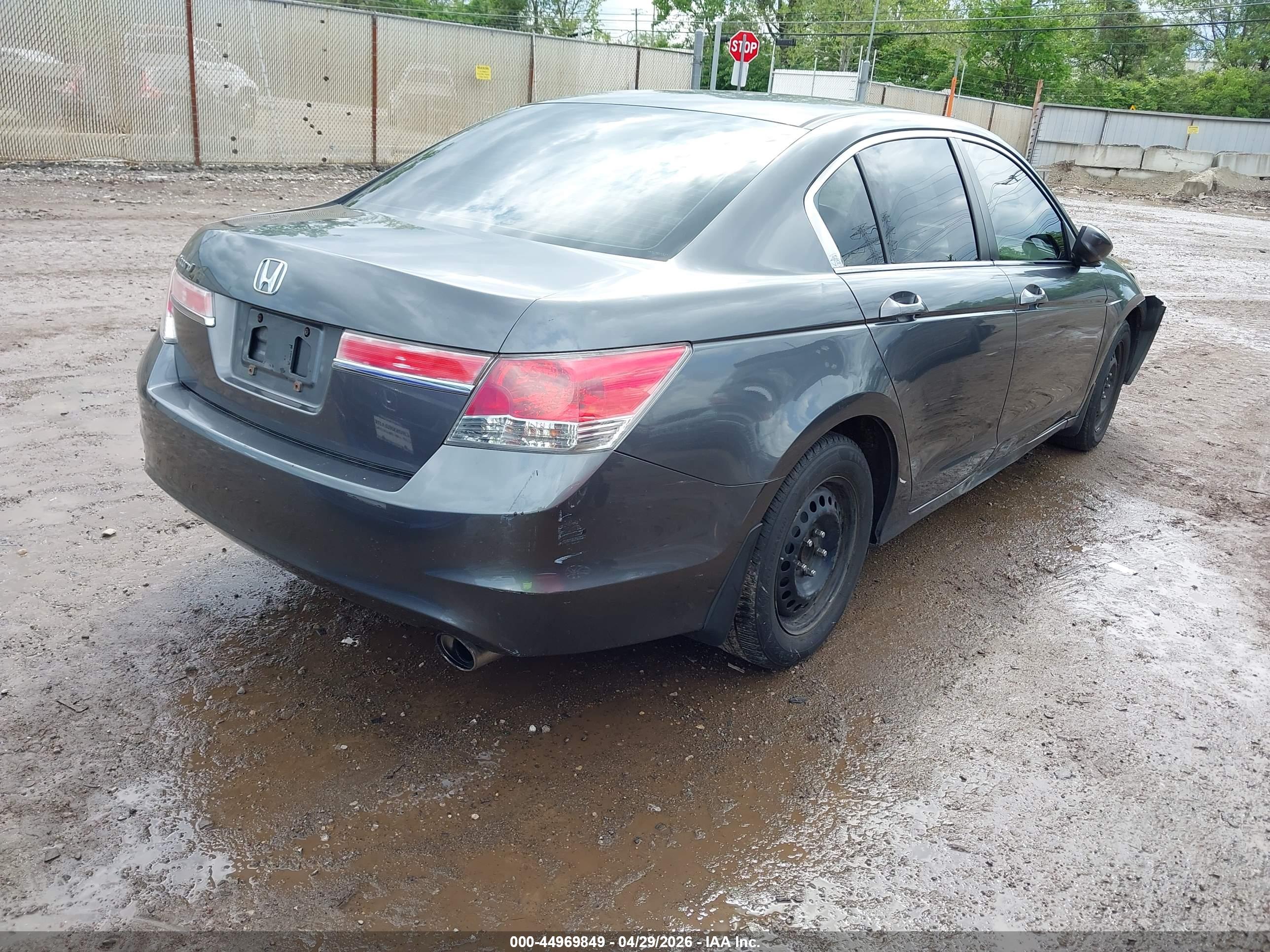 HONDA ACCORD image 4