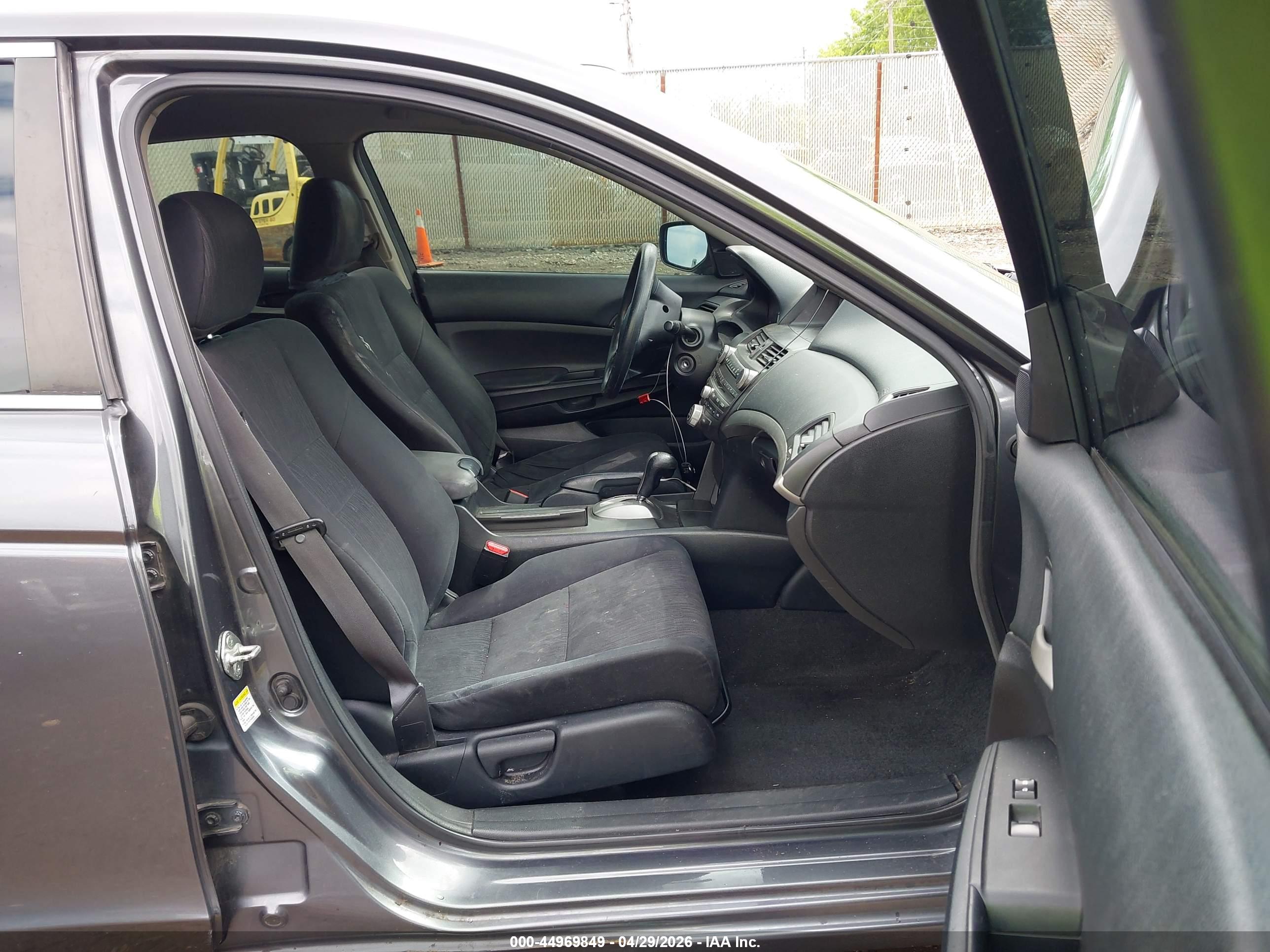 HONDA ACCORD image 5