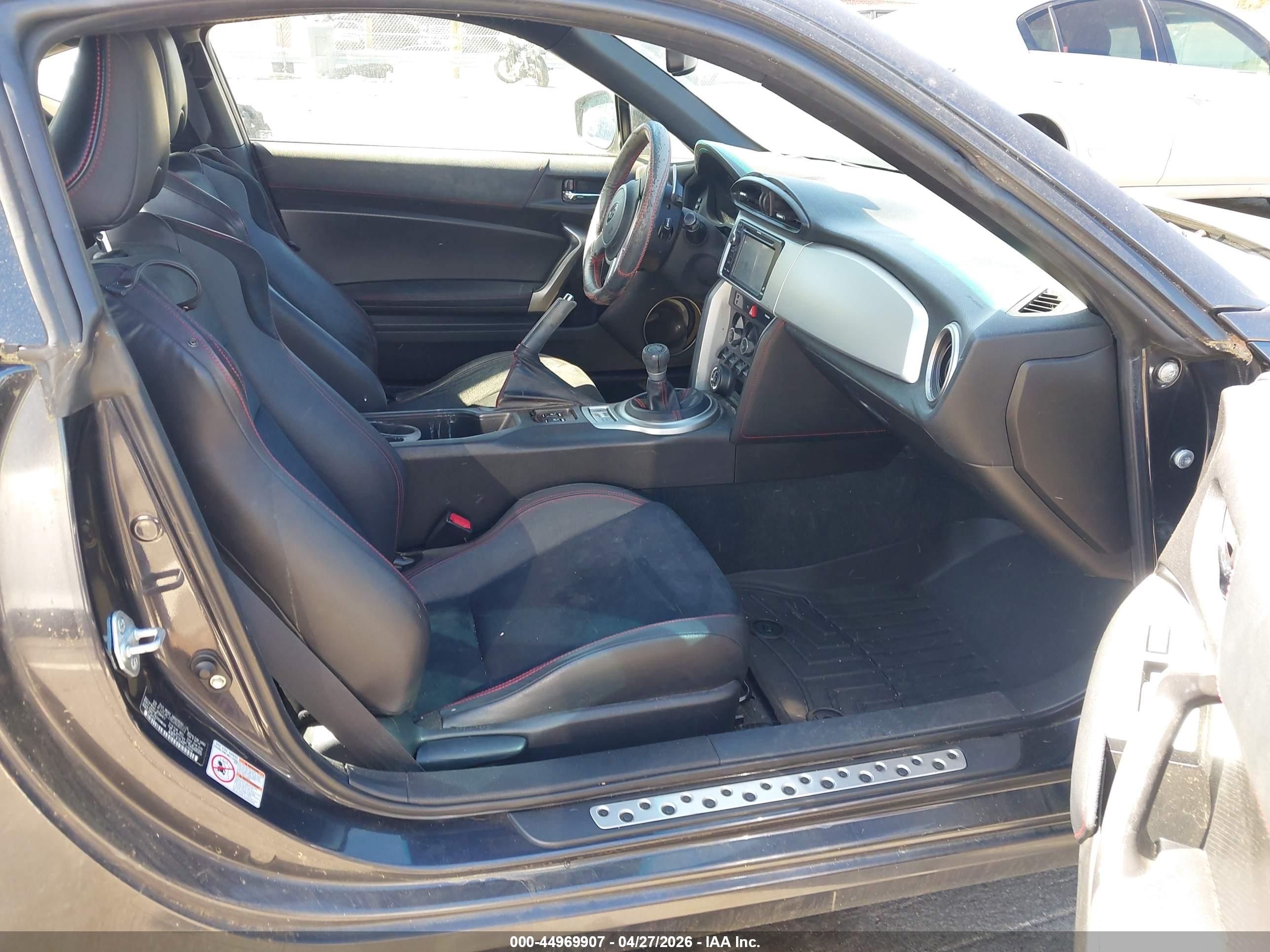 SUBARU BRZ image 5