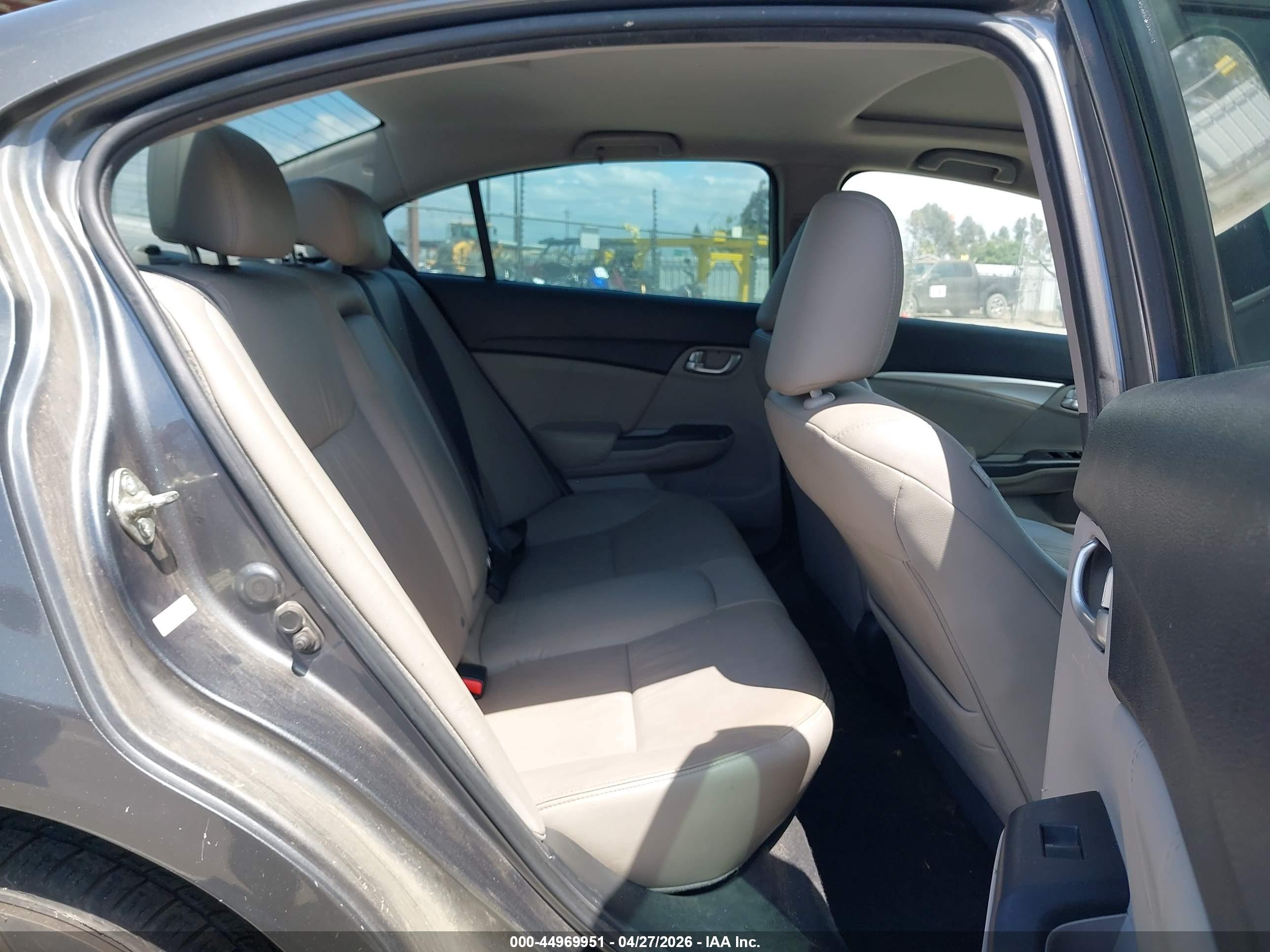 HONDA CIVIC image 8