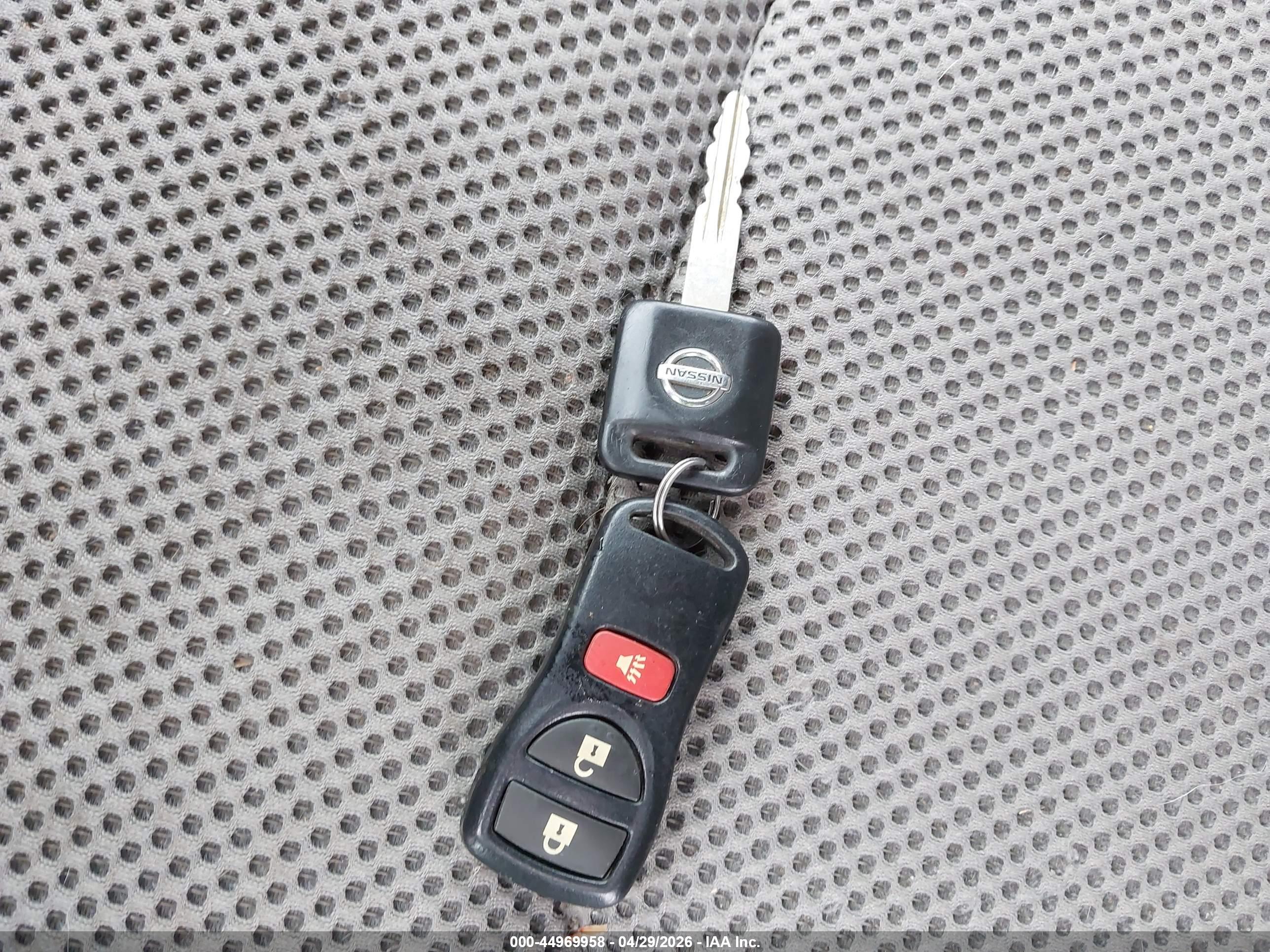 NISSAN FRONTIER image 11