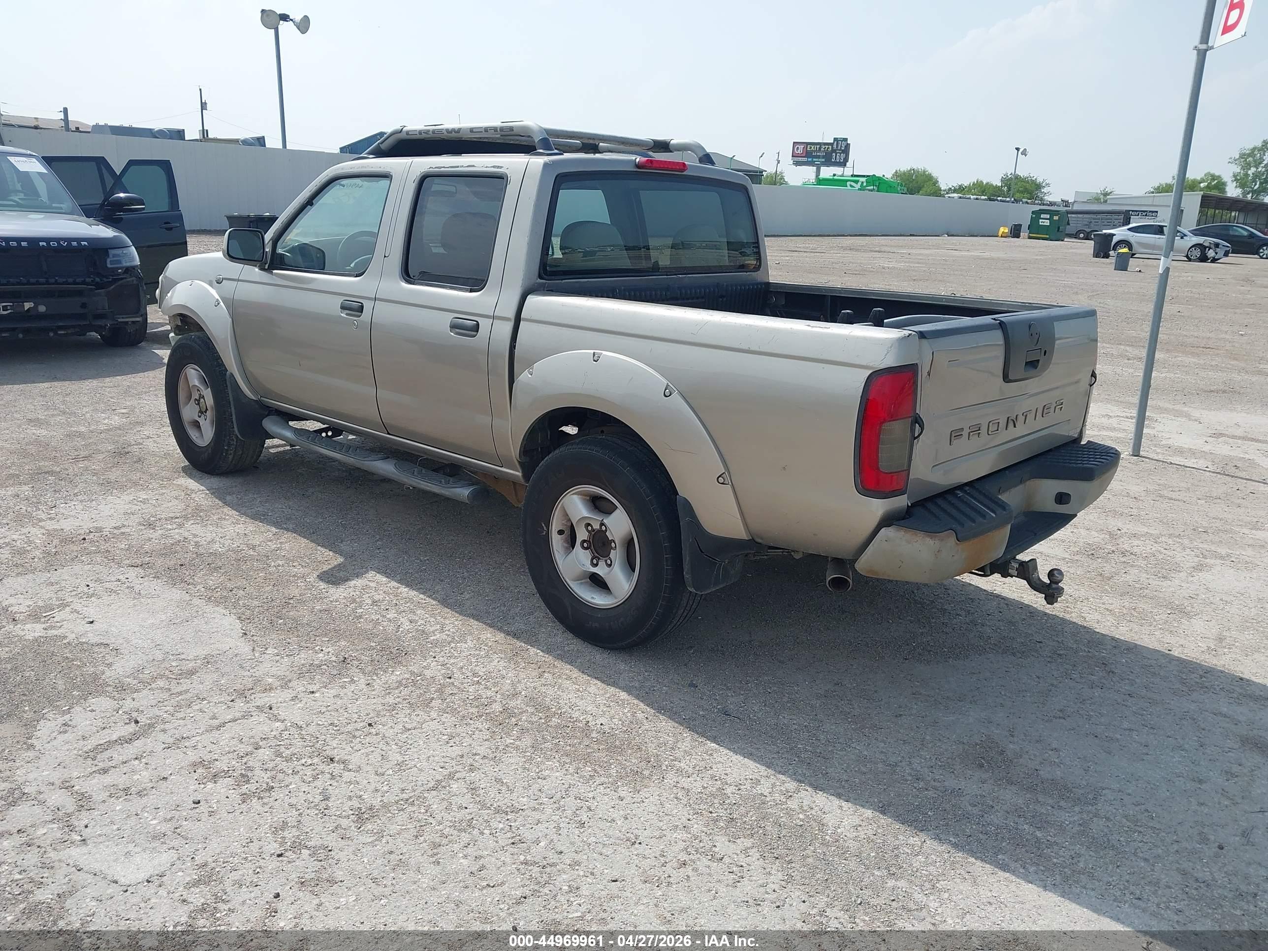 NISSAN FRONTIER image 3