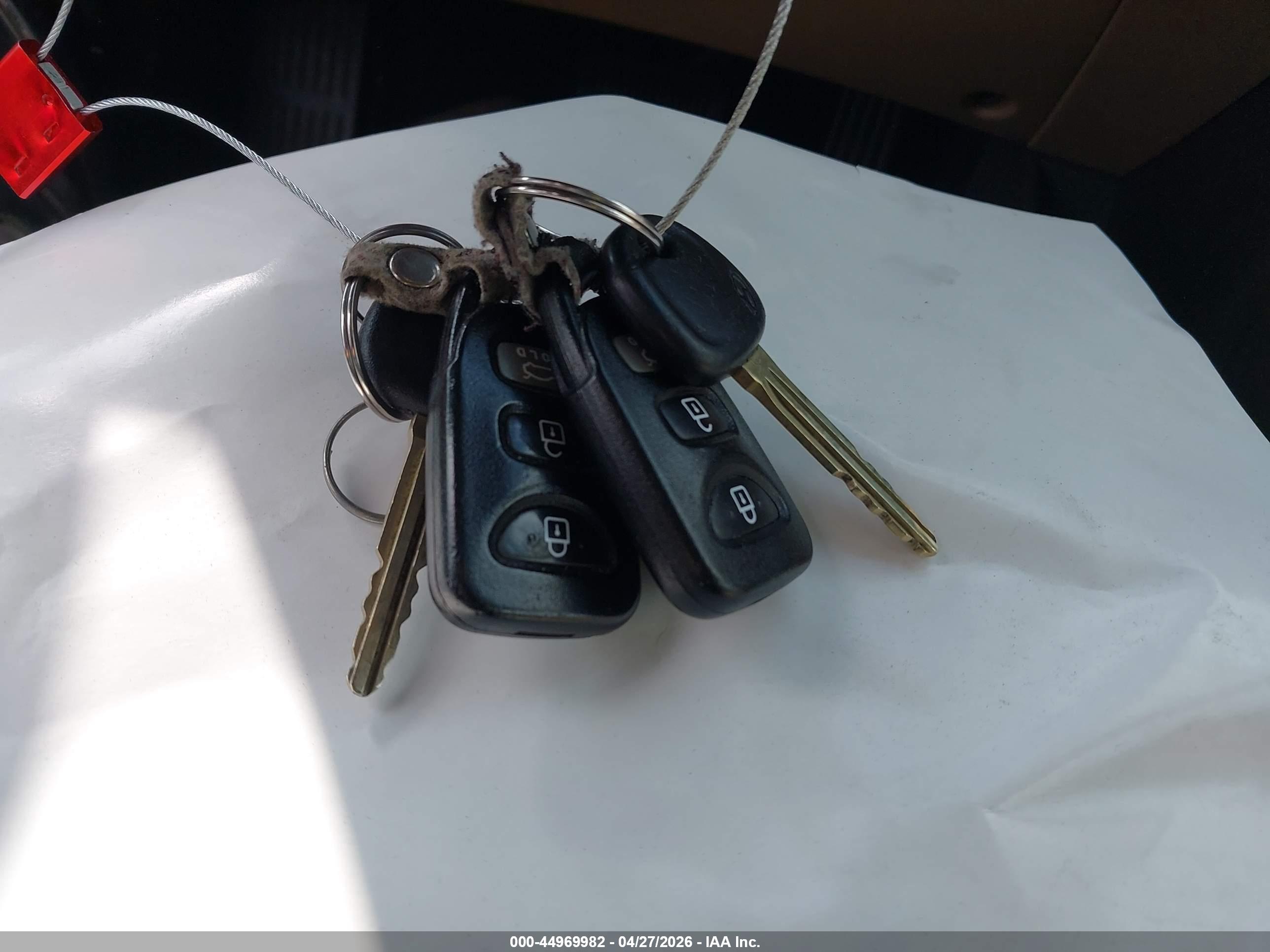HYUNDAI ELANTRA image 11