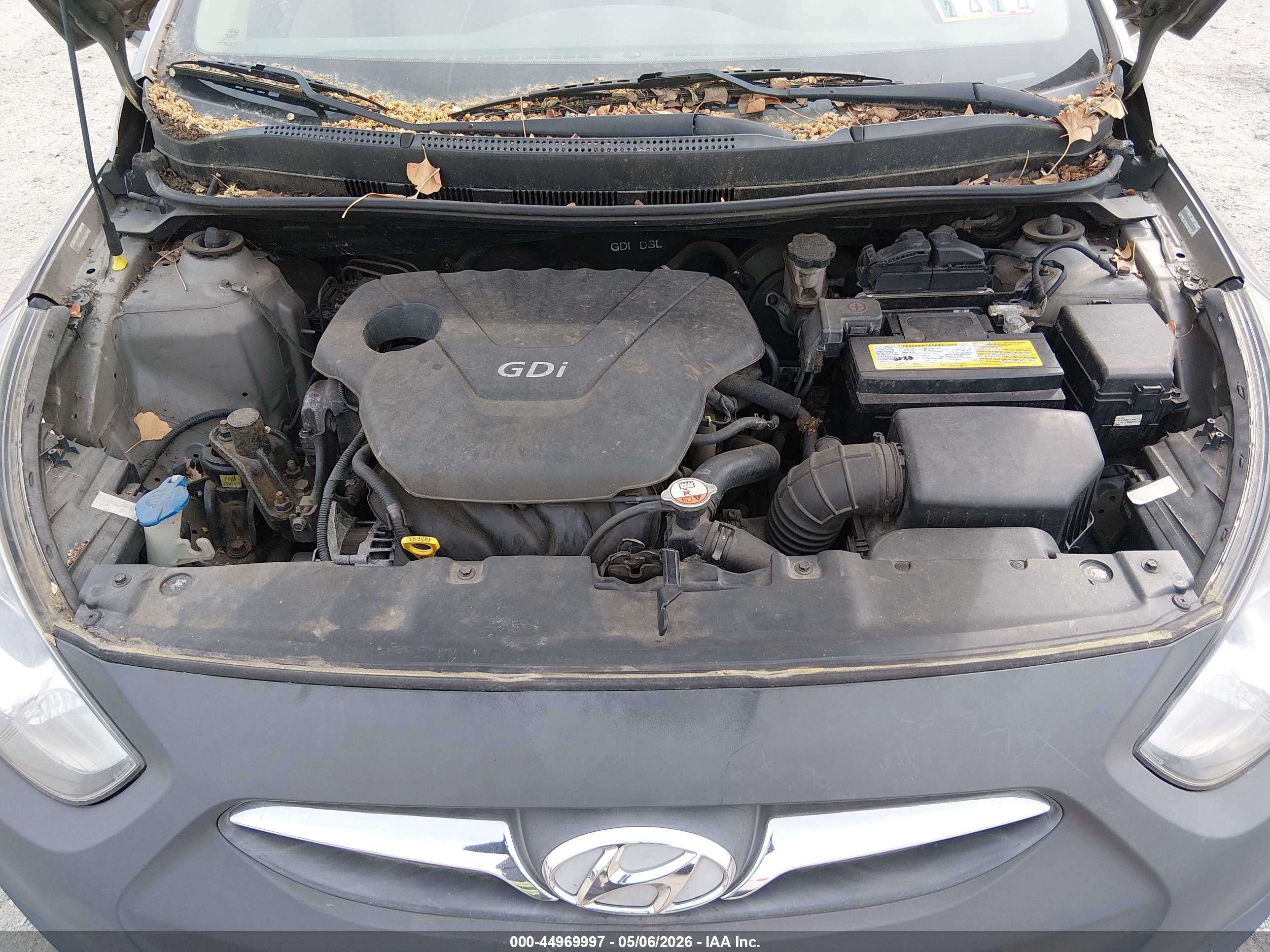HYUNDAI ACCENT image 10