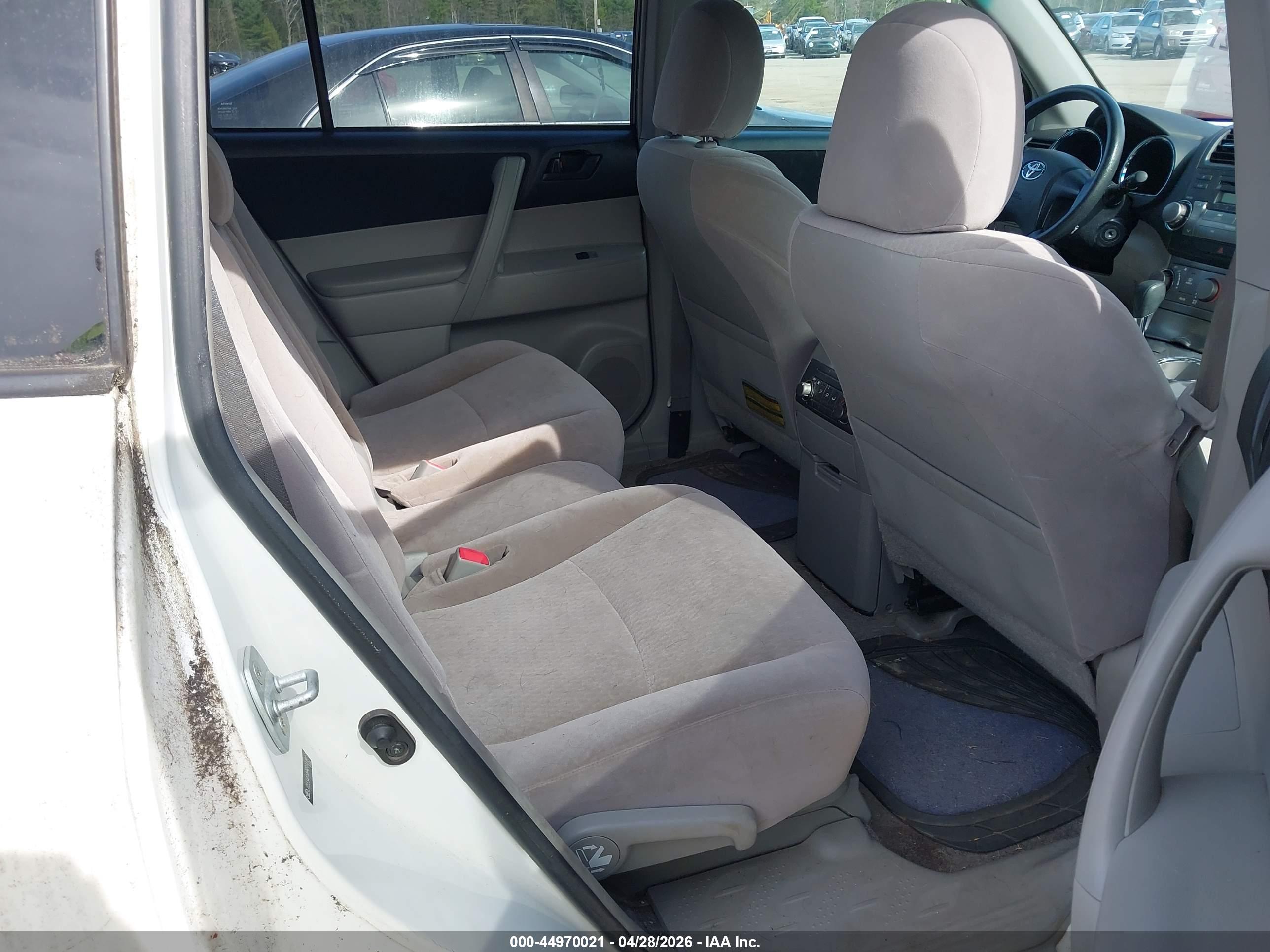 TOYOTA HIGHLANDER image 8