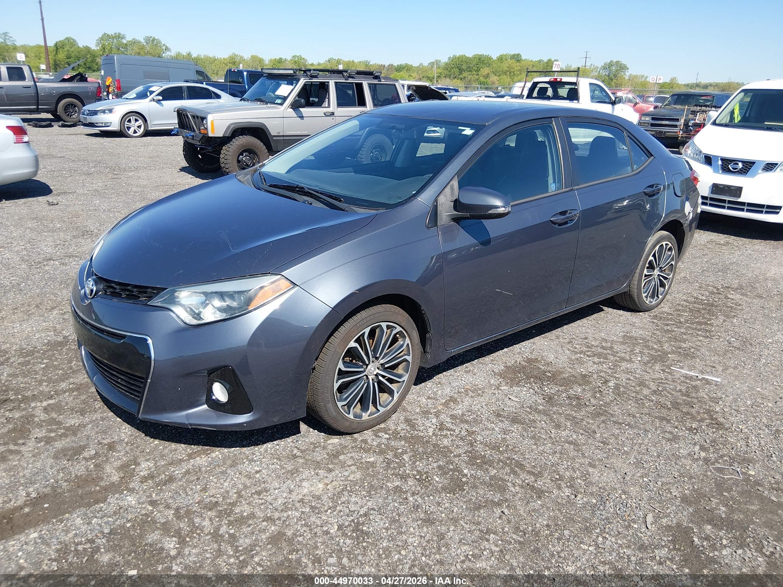 TOYOTA COROLLA image 2