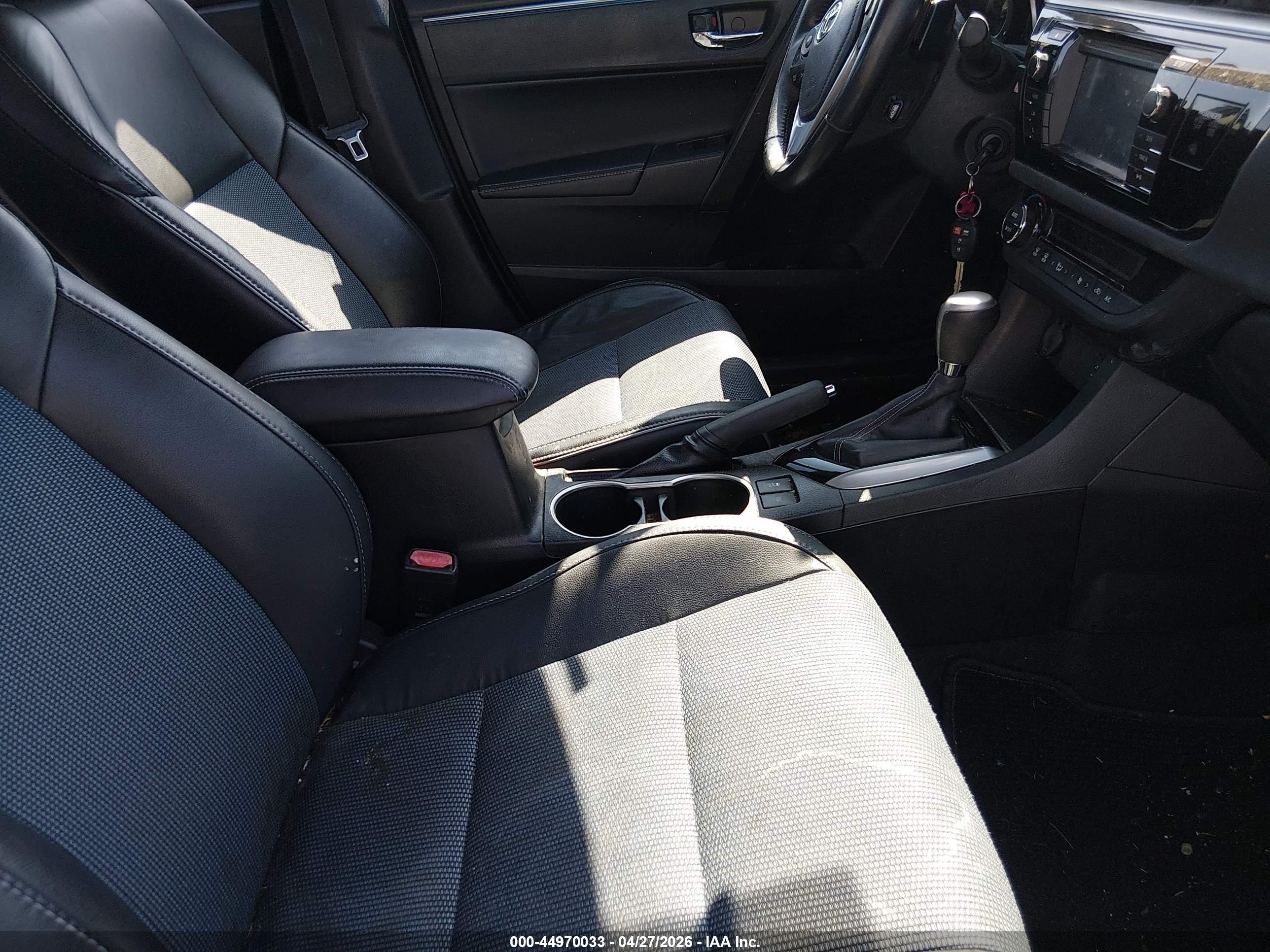 TOYOTA COROLLA image 5