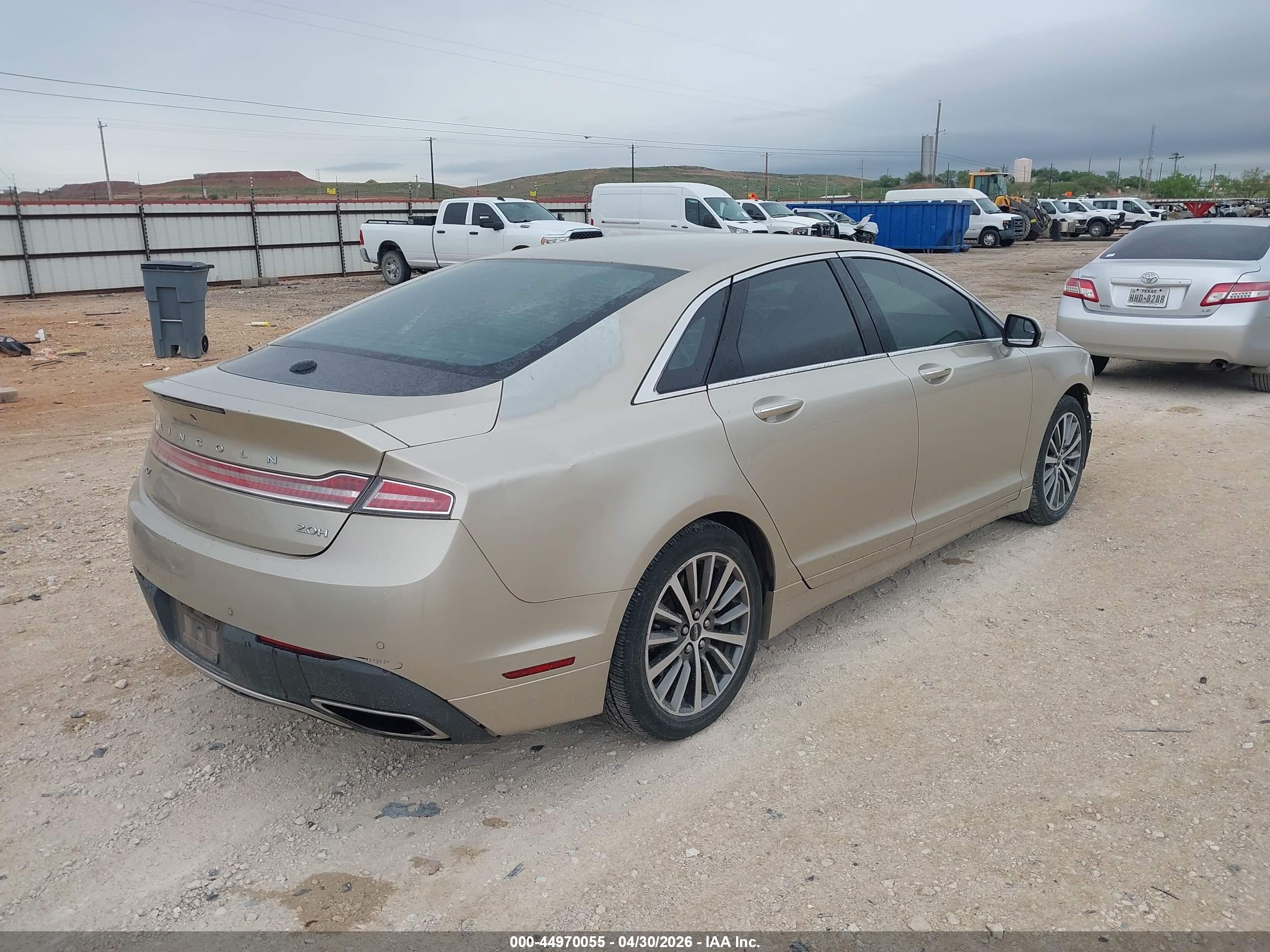 LINCOLN MKZ image 4