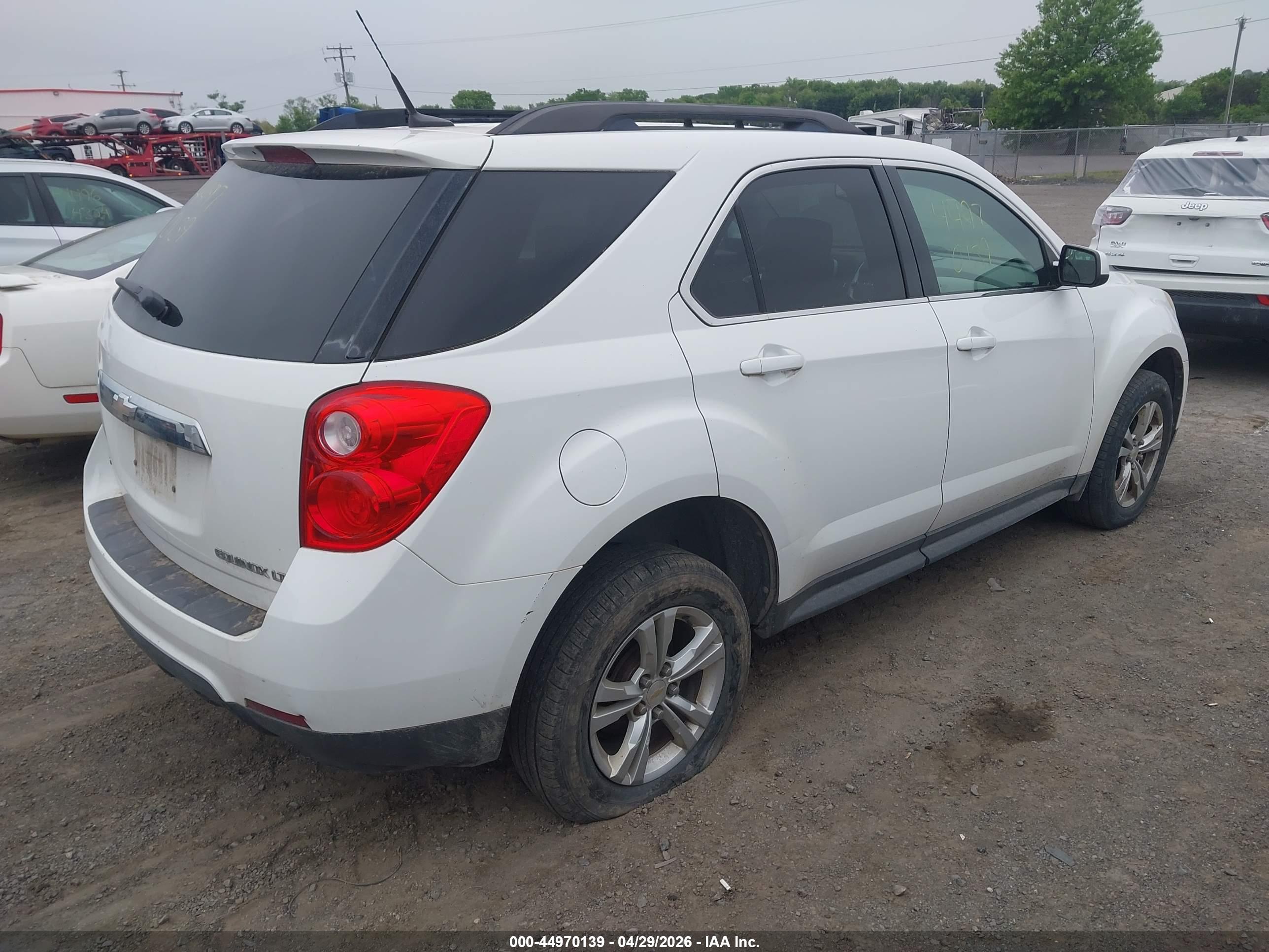 CHEVROLET EQUINOX image 4