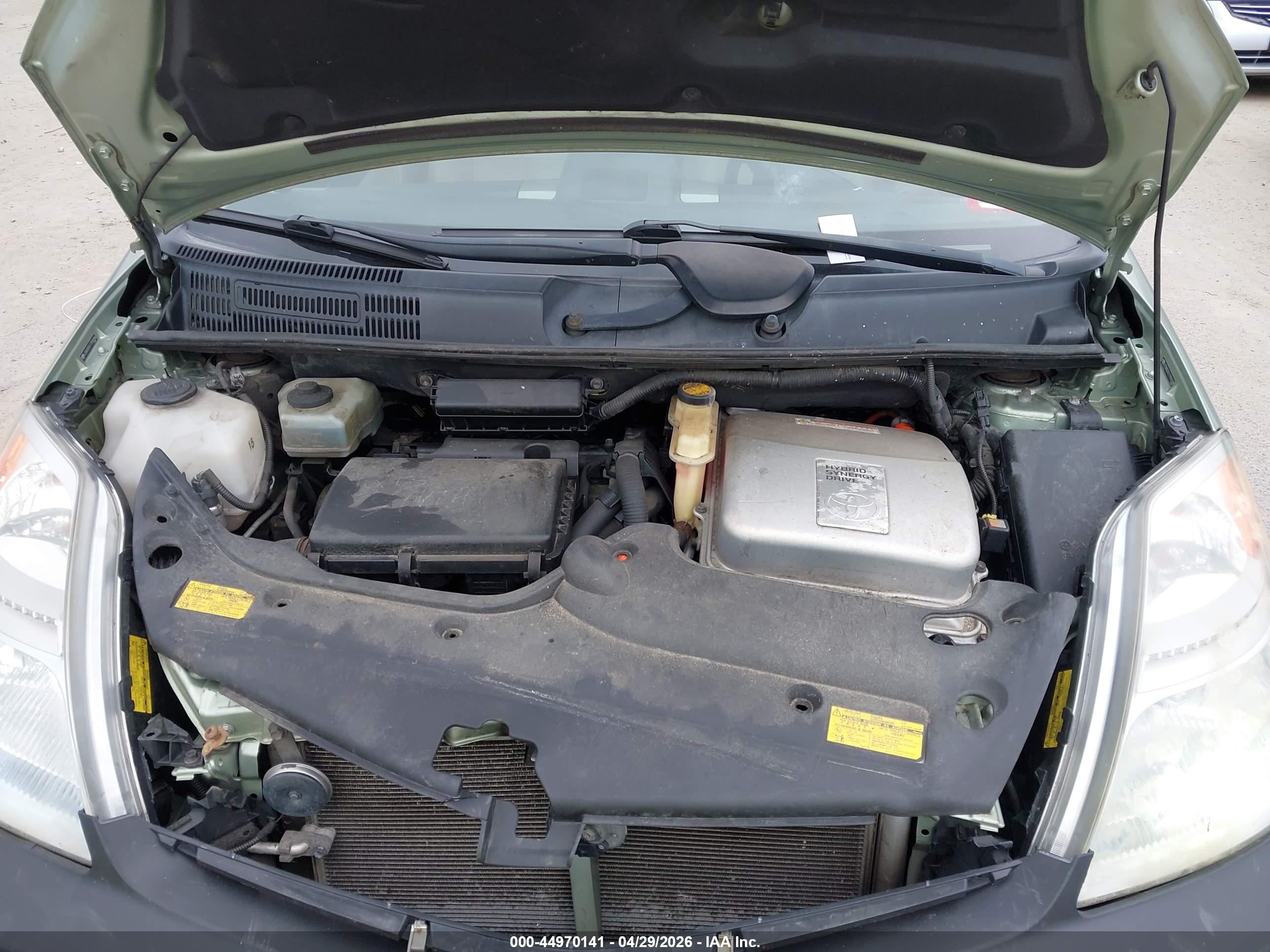 TOYOTA PRIUS image 10