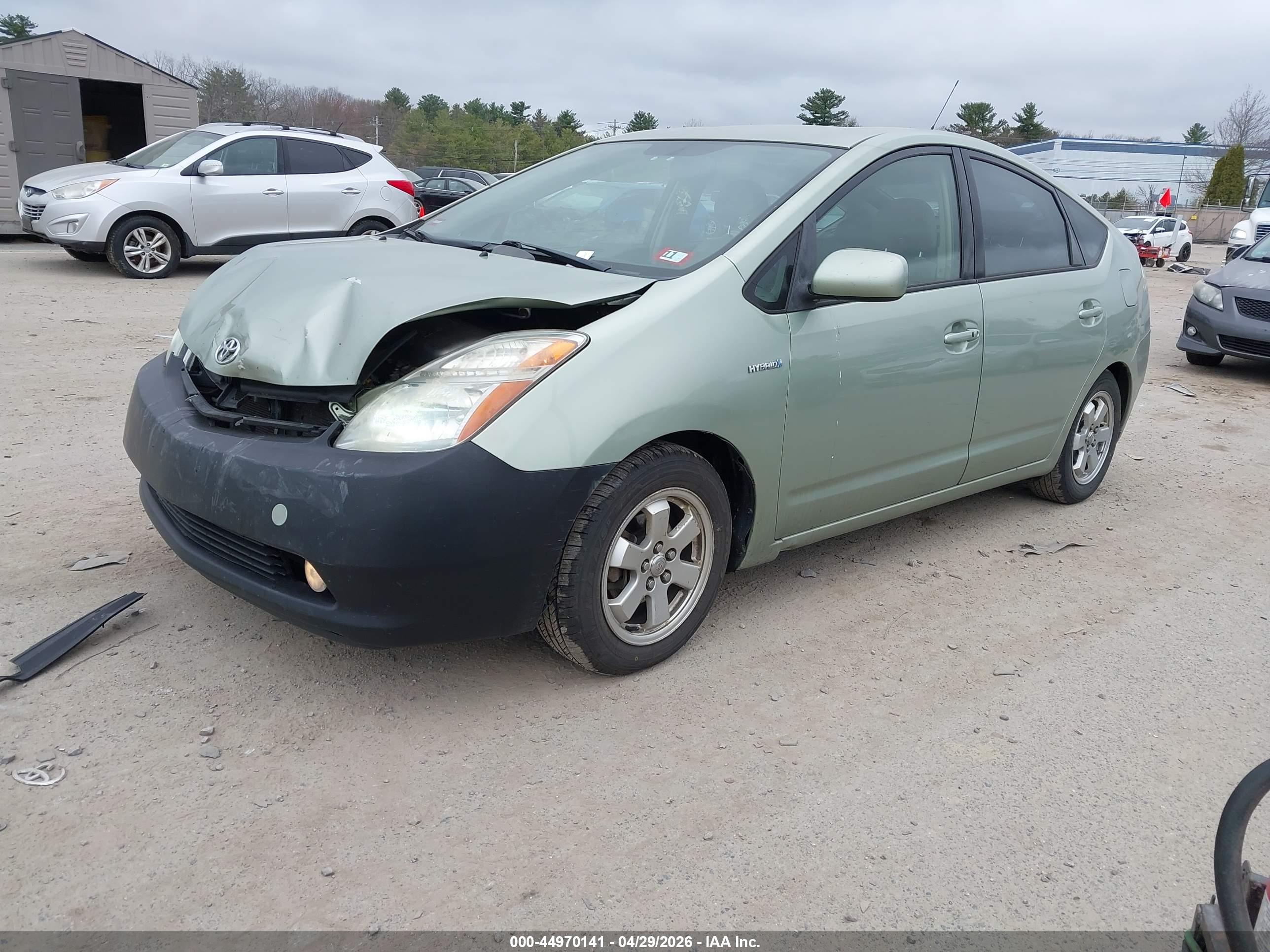 TOYOTA PRIUS image 2