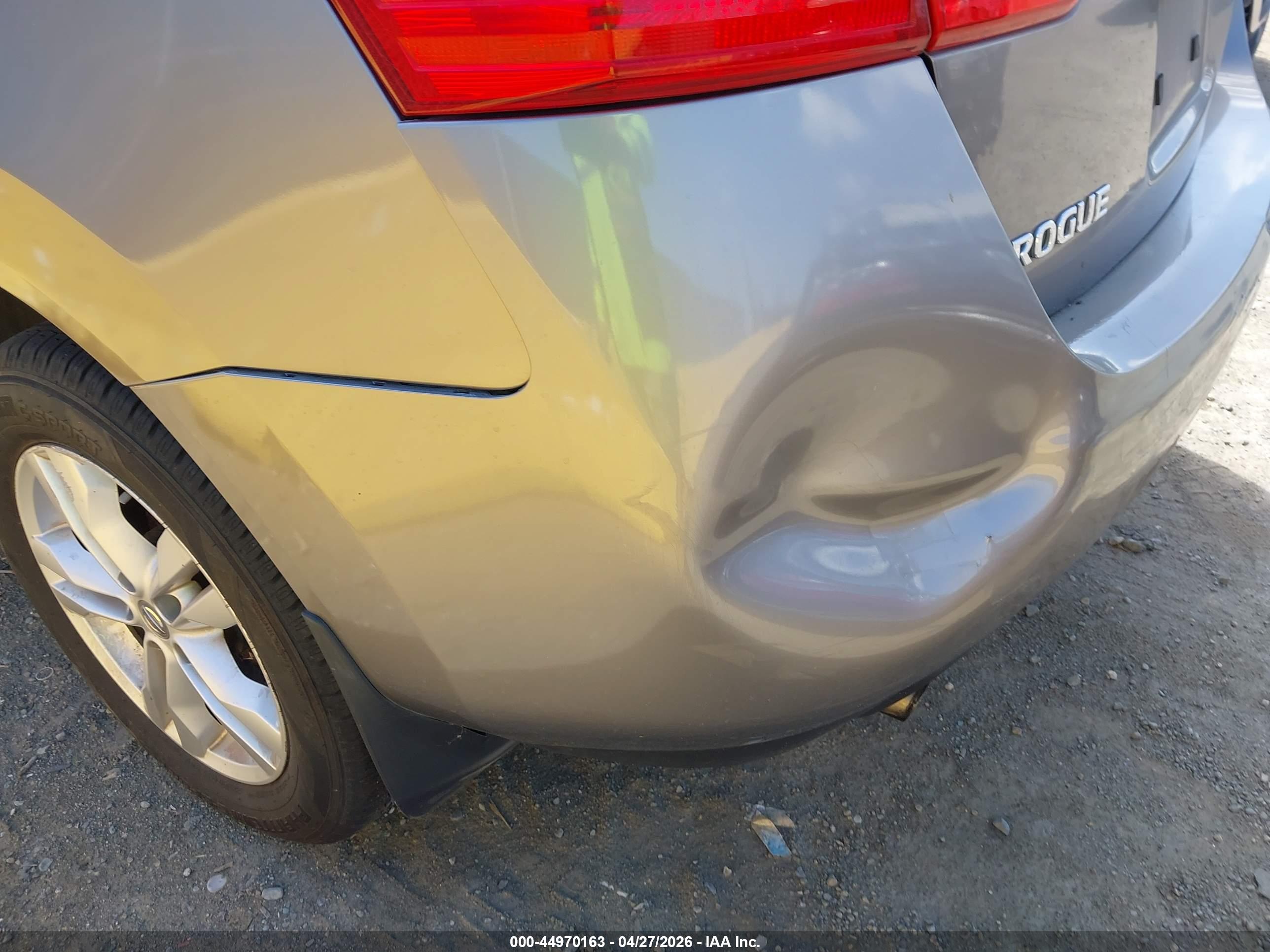 NISSAN ROGUE image 6