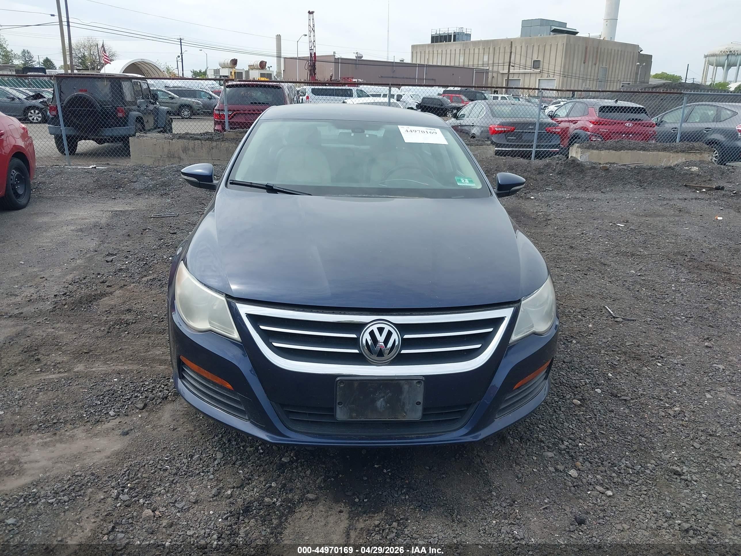 VOLKSWAGEN CC image 6