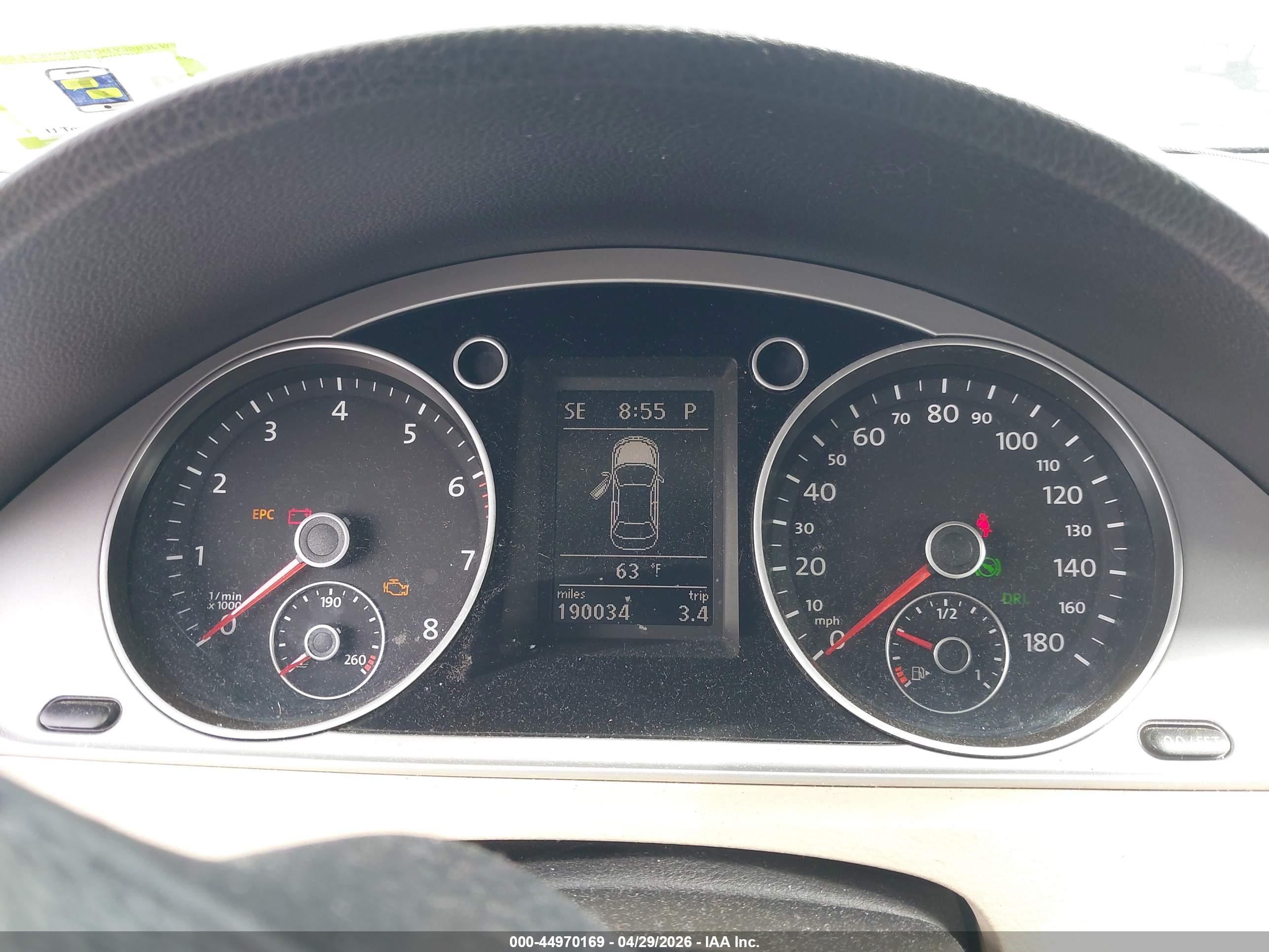 VOLKSWAGEN CC image 7