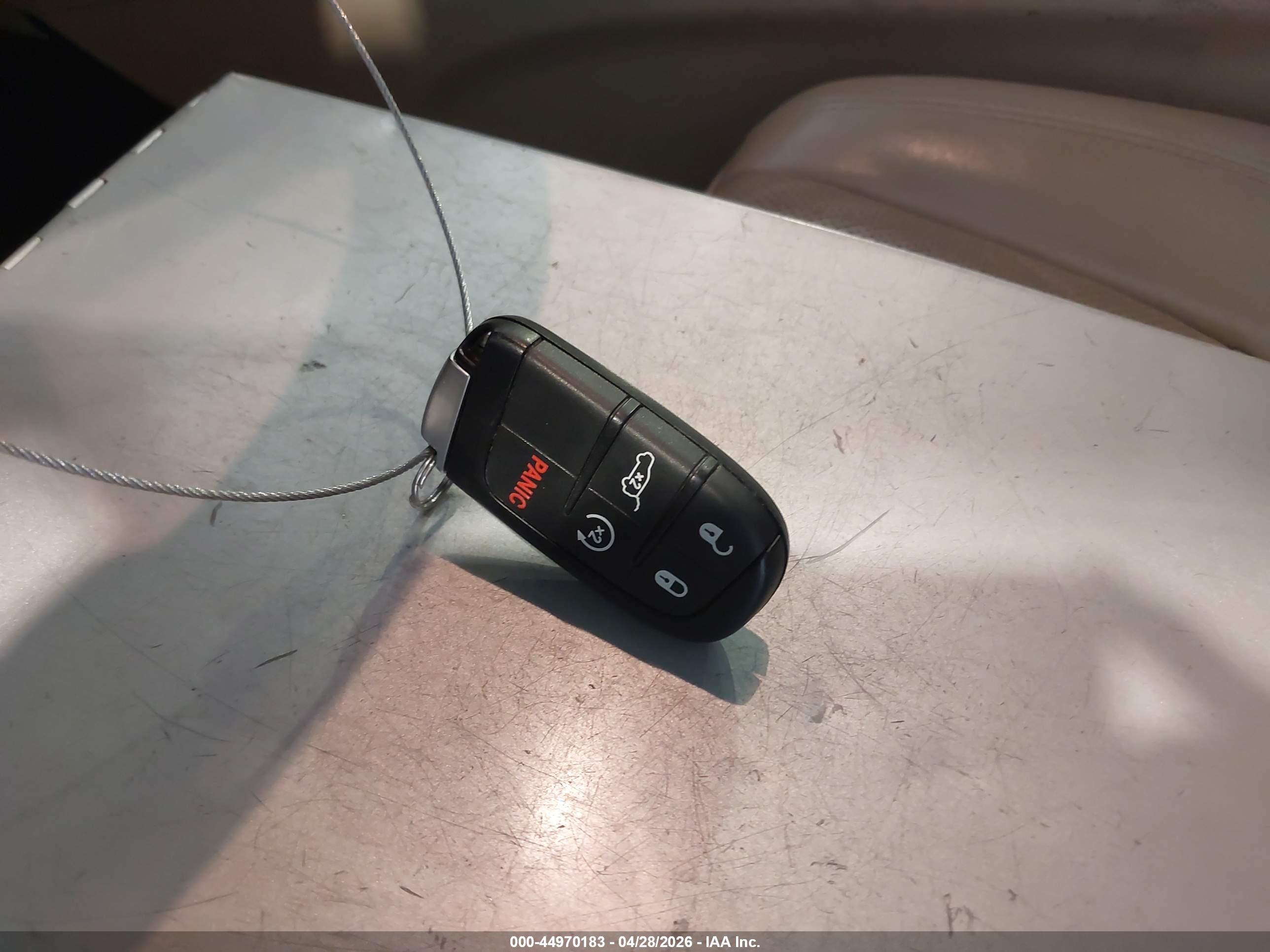 JEEP GRAND image 11