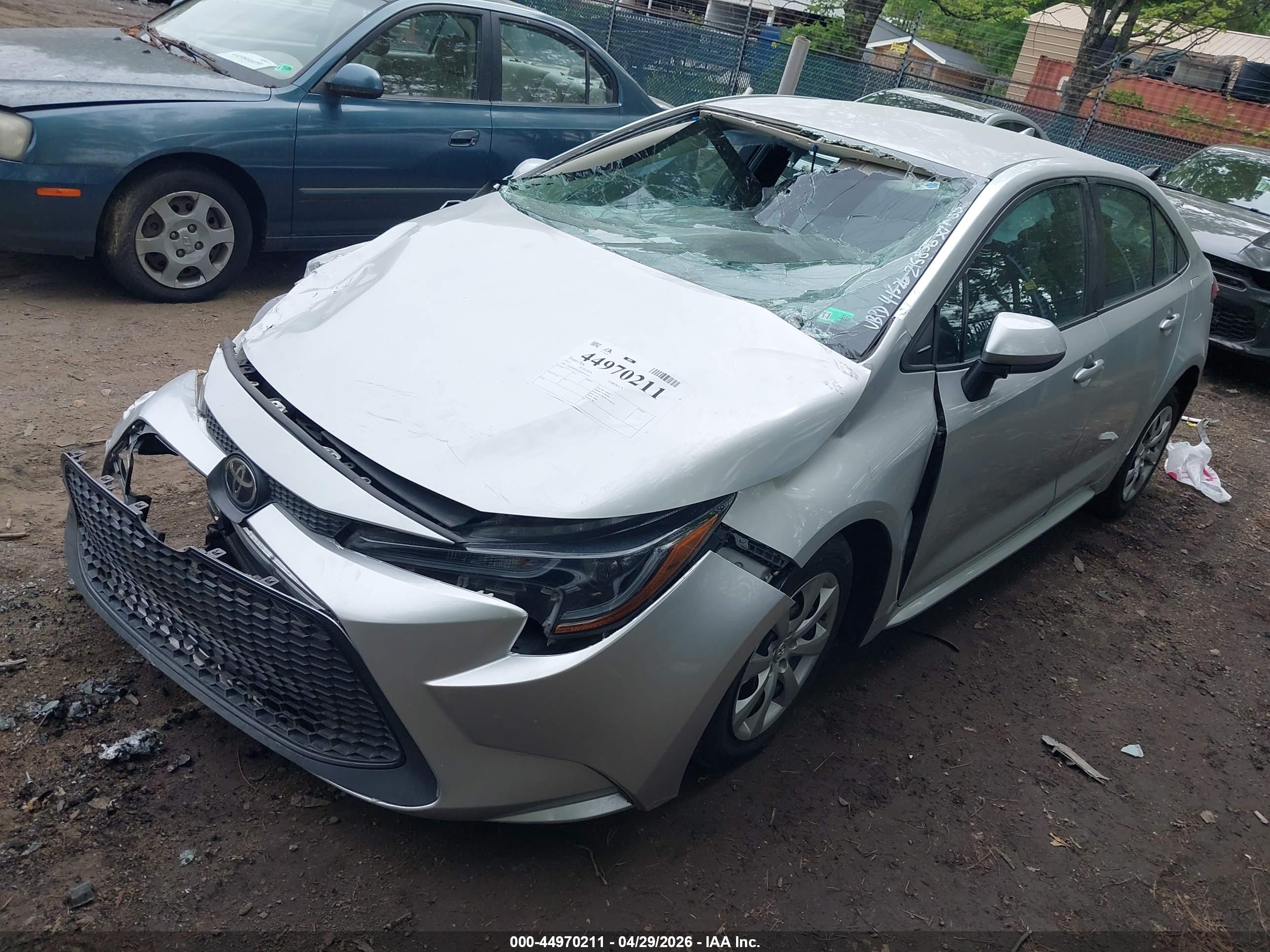 TOYOTA COROLLA image 2