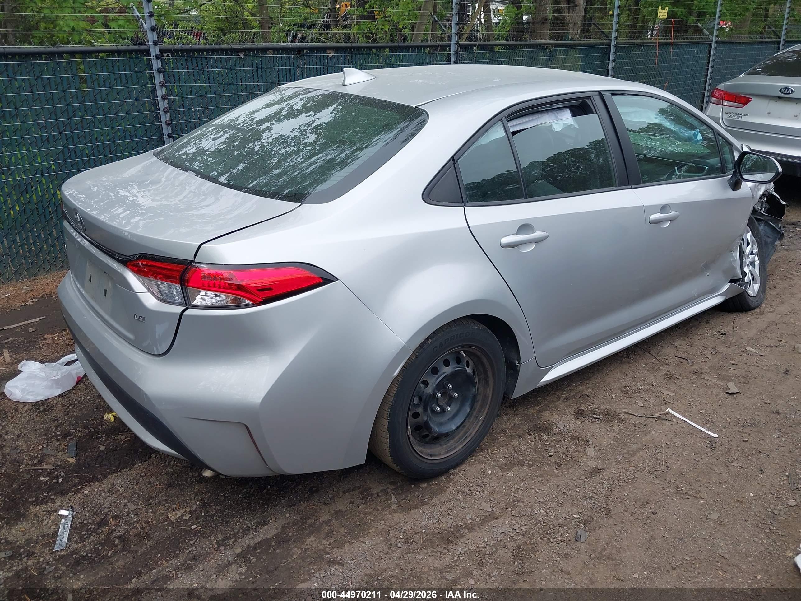 TOYOTA COROLLA image 4