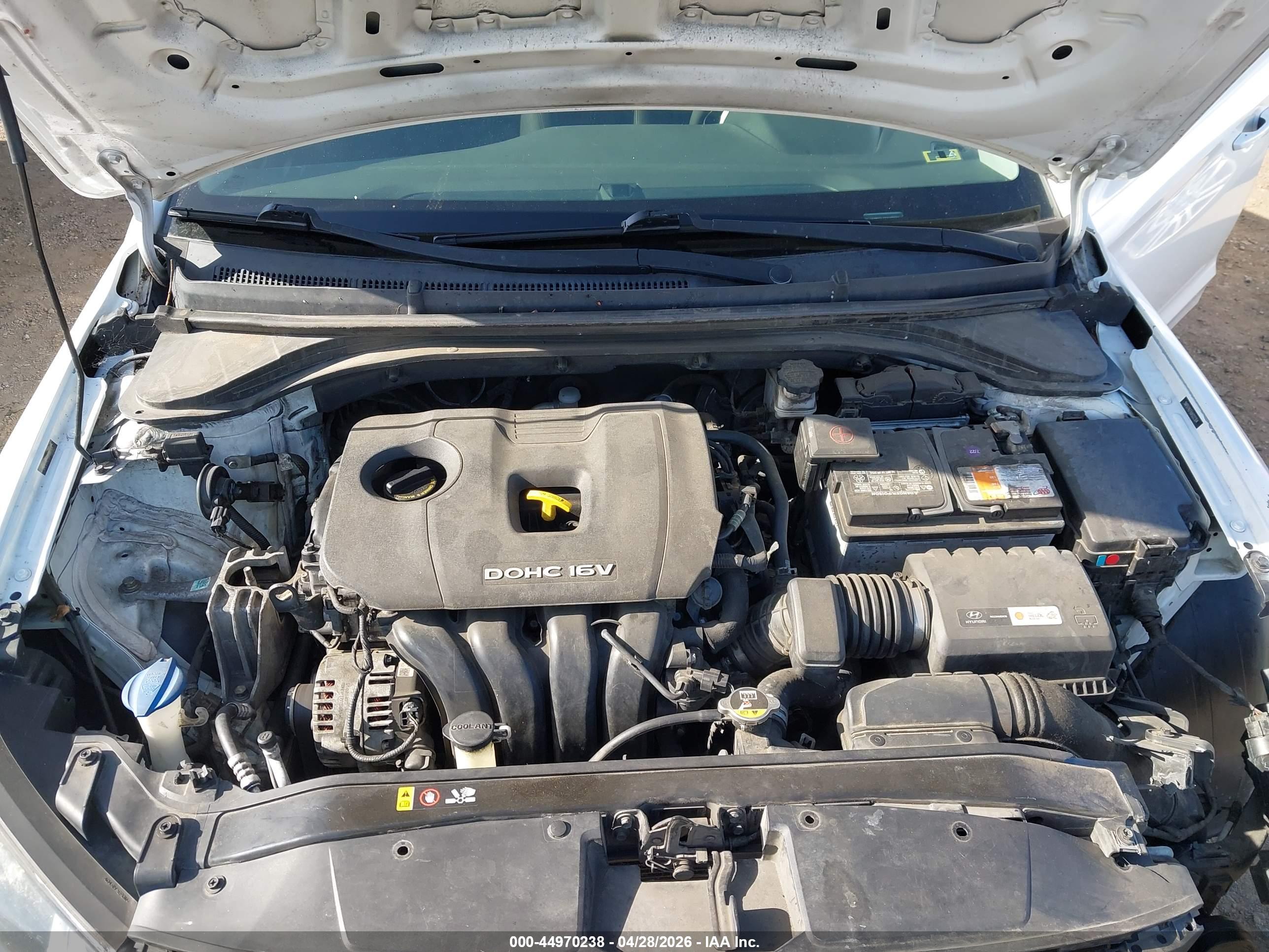 HYUNDAI ELANTRA image 10