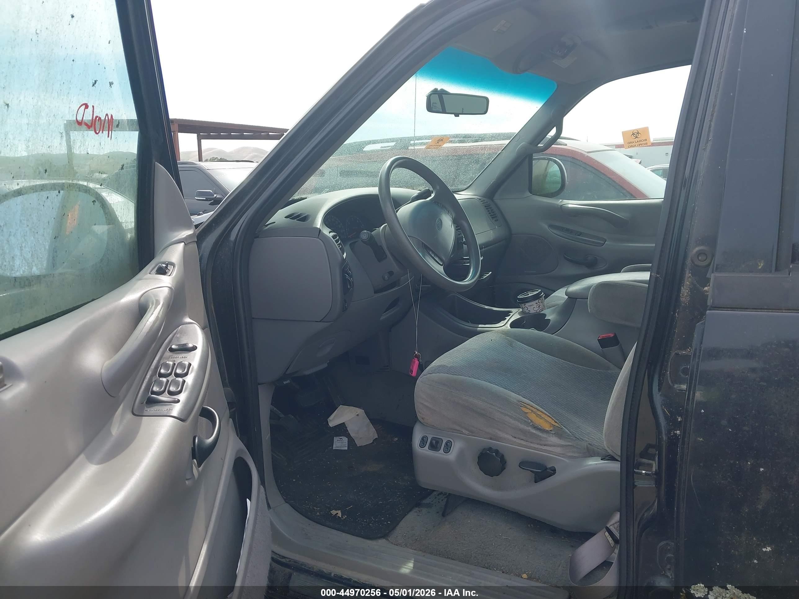 FORD EXPEDITION image 5