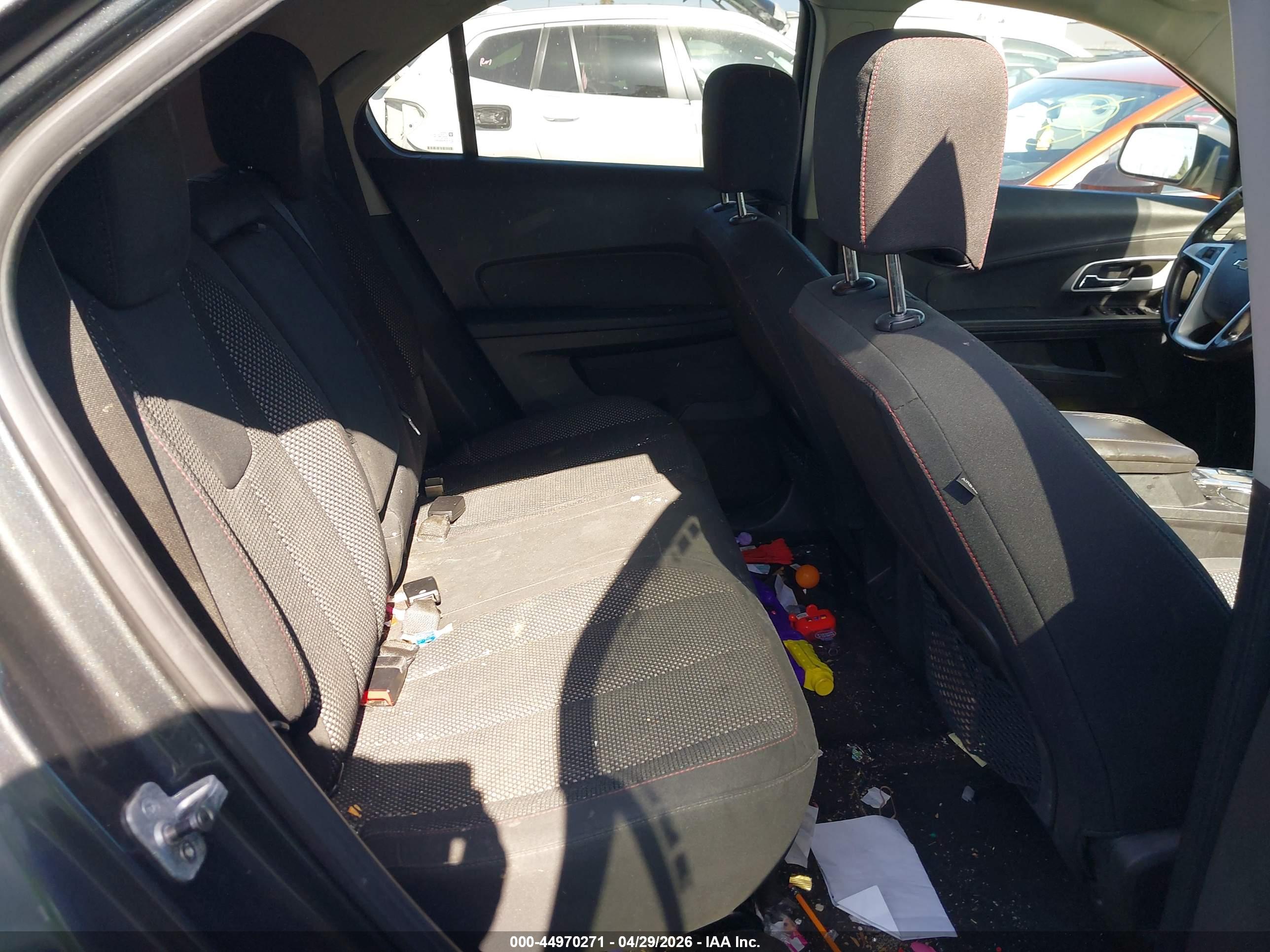CHEVROLET EQUINOX image 8