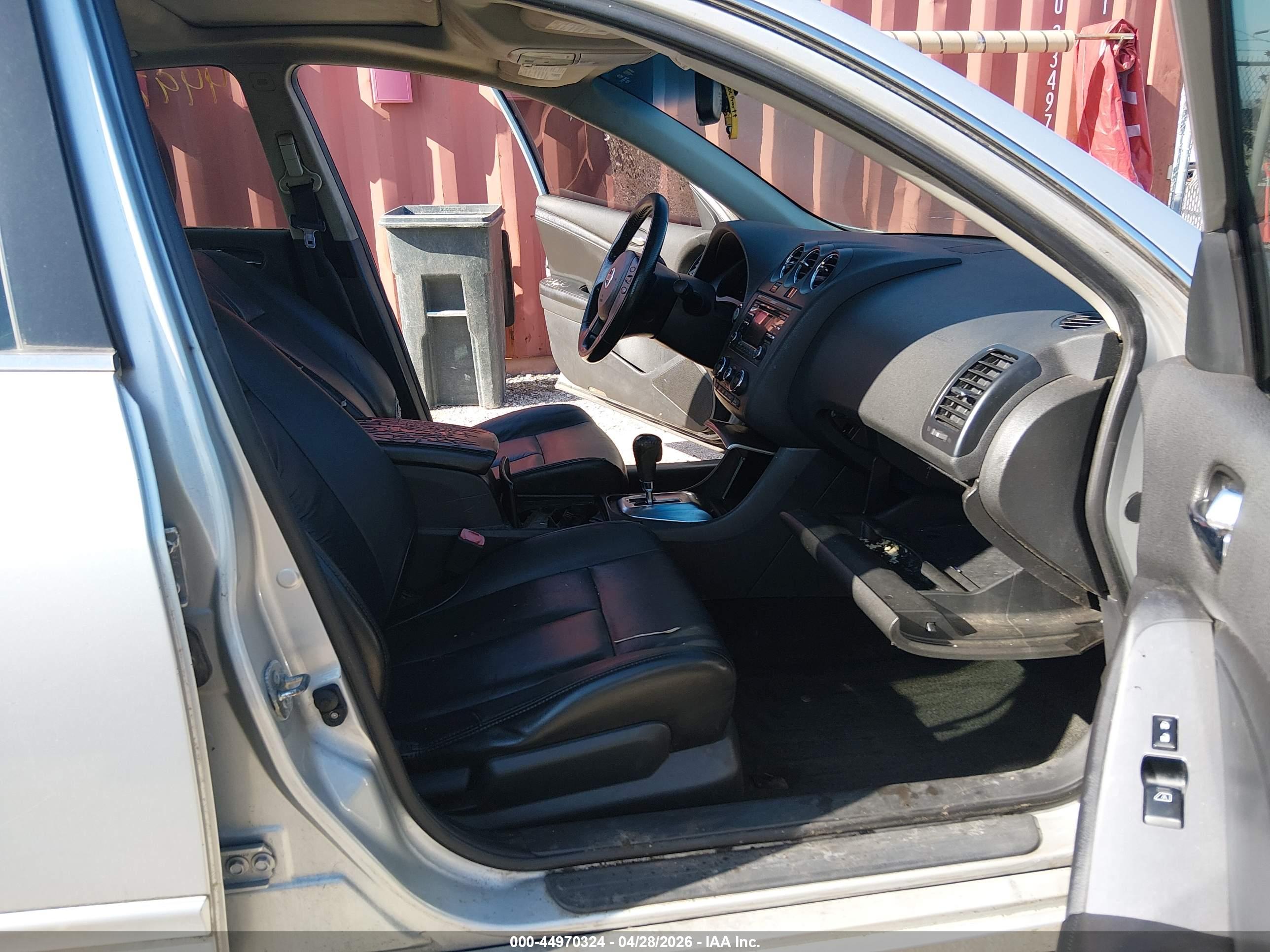 NISSAN ALTIMA image 5