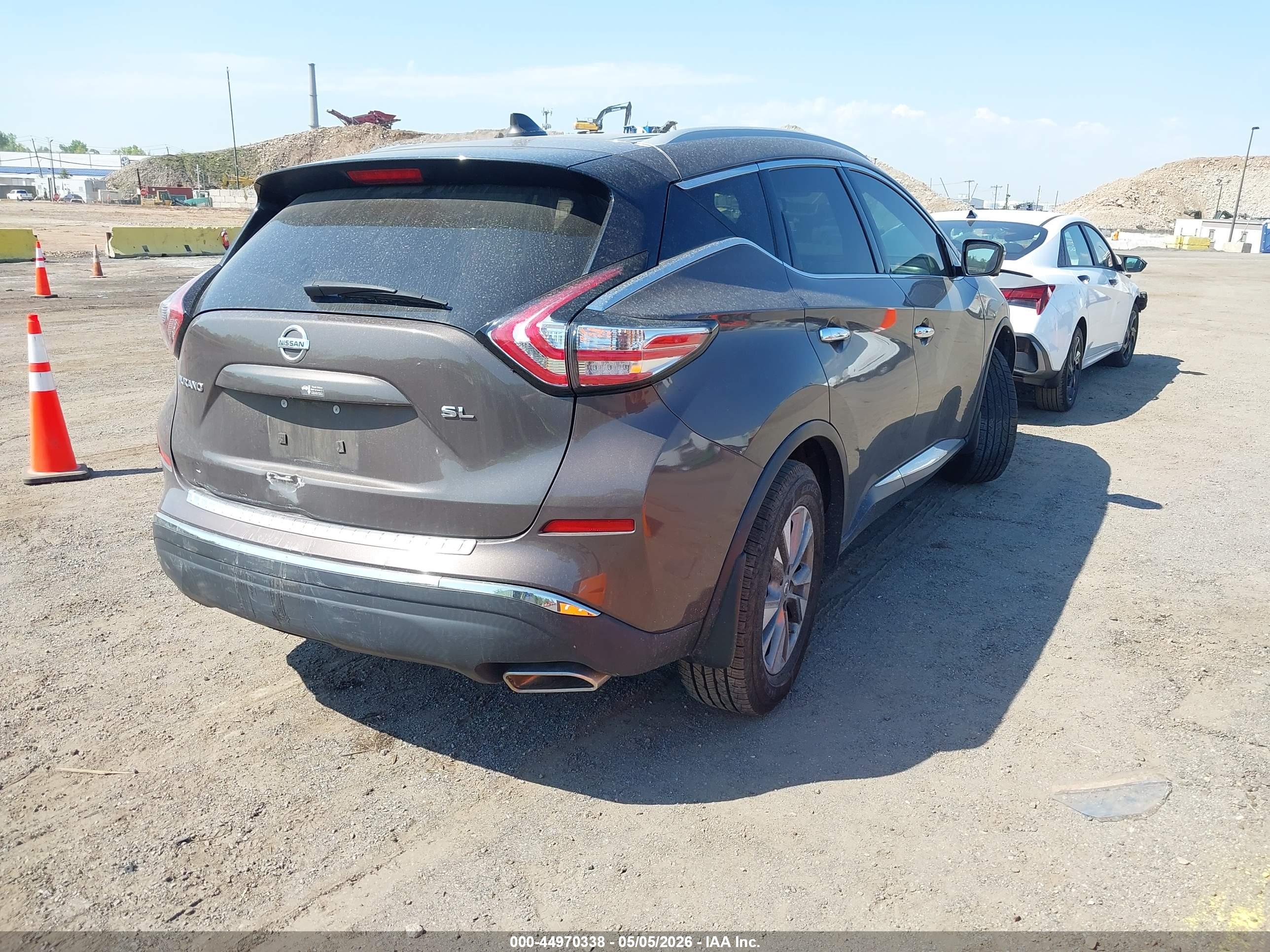 NISSAN MURANO image 4