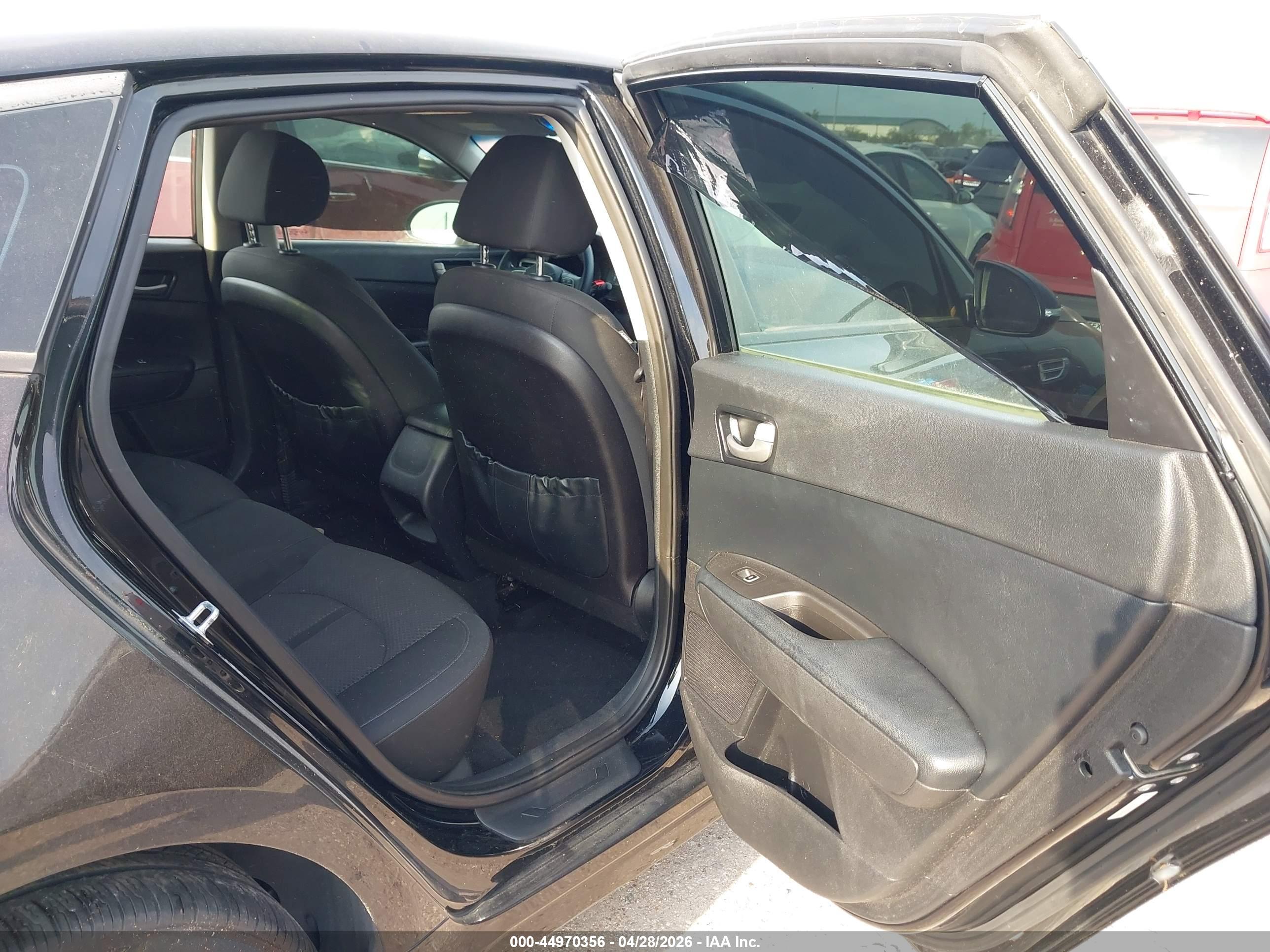 KIA OPTIMA image 8