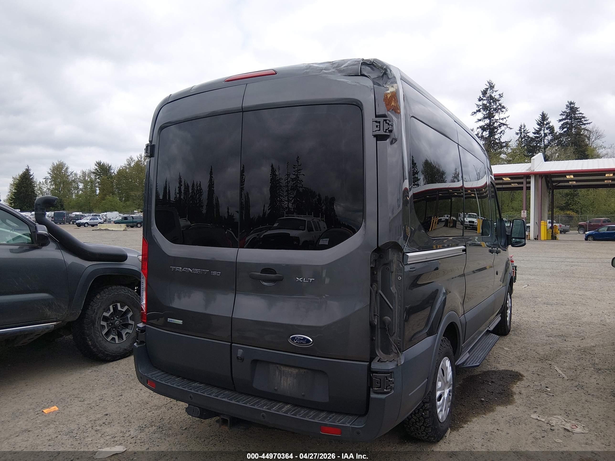 FORD TRANSIT-150 image 6