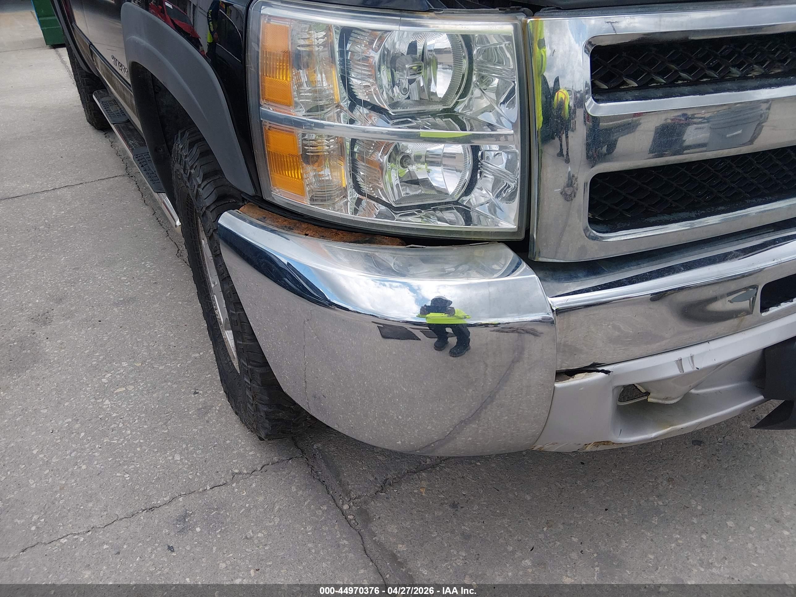 CHEVROLET SILVERADO image 6