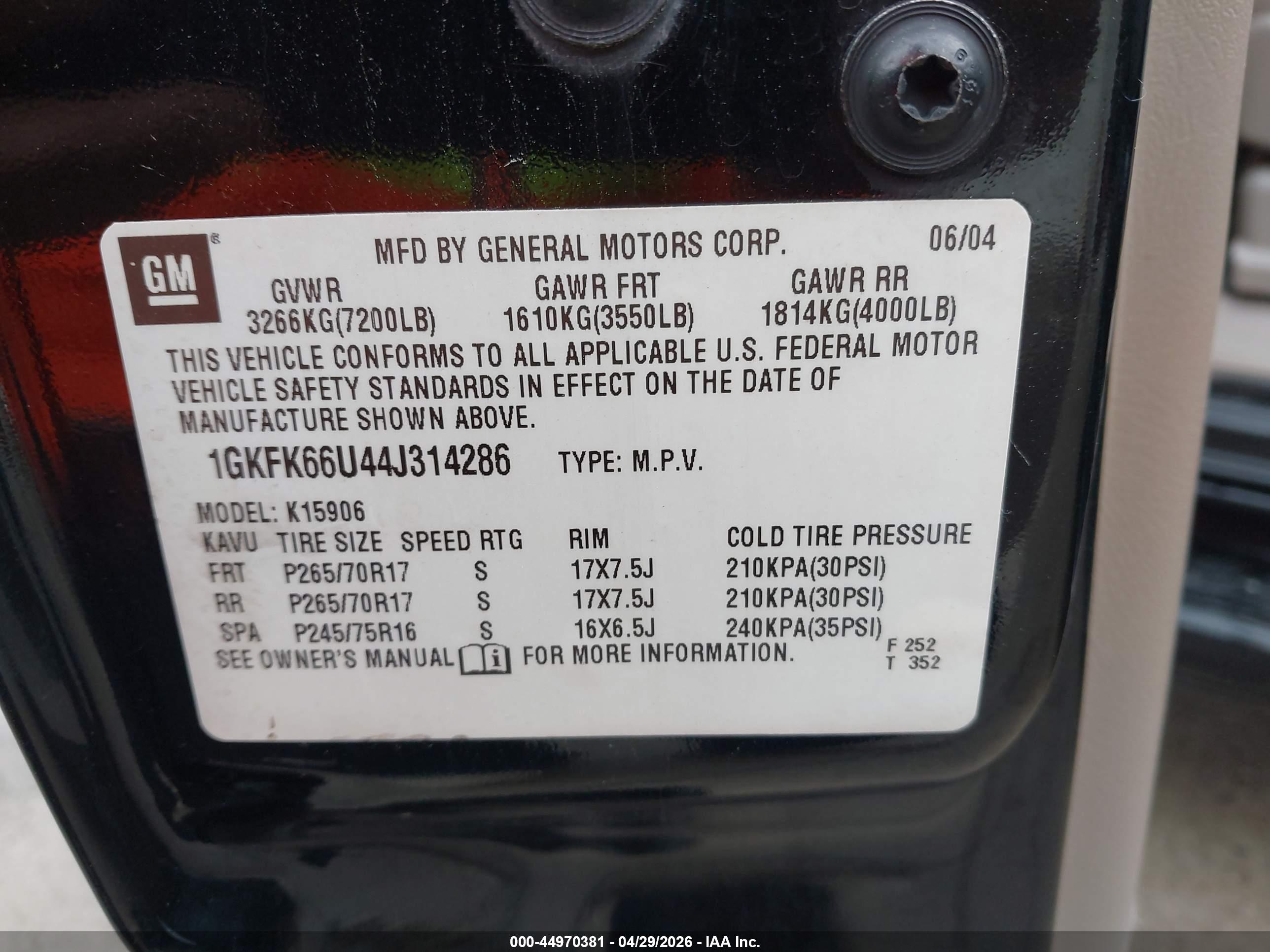 GMC YUKON image 9
