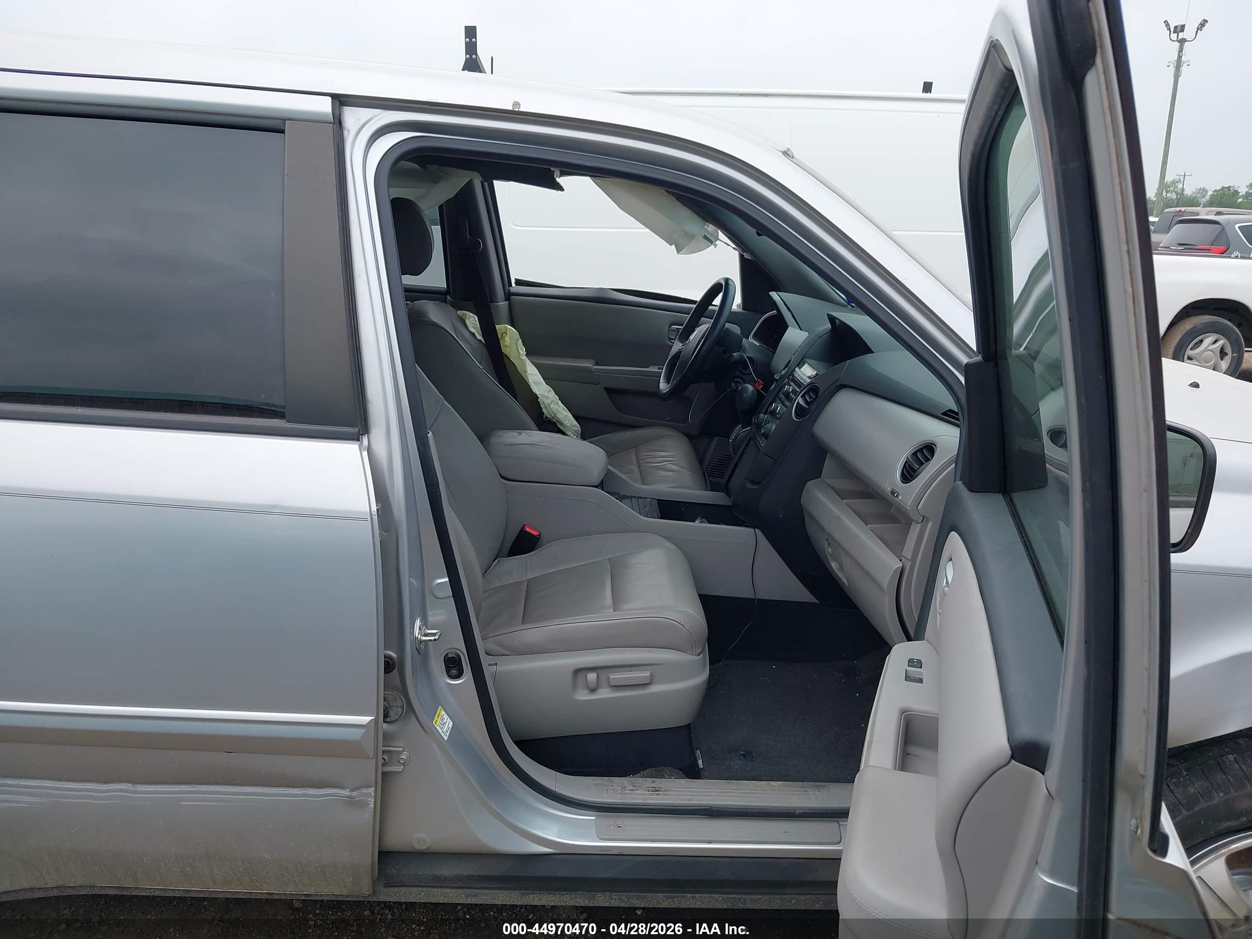 HONDA PILOT image 5