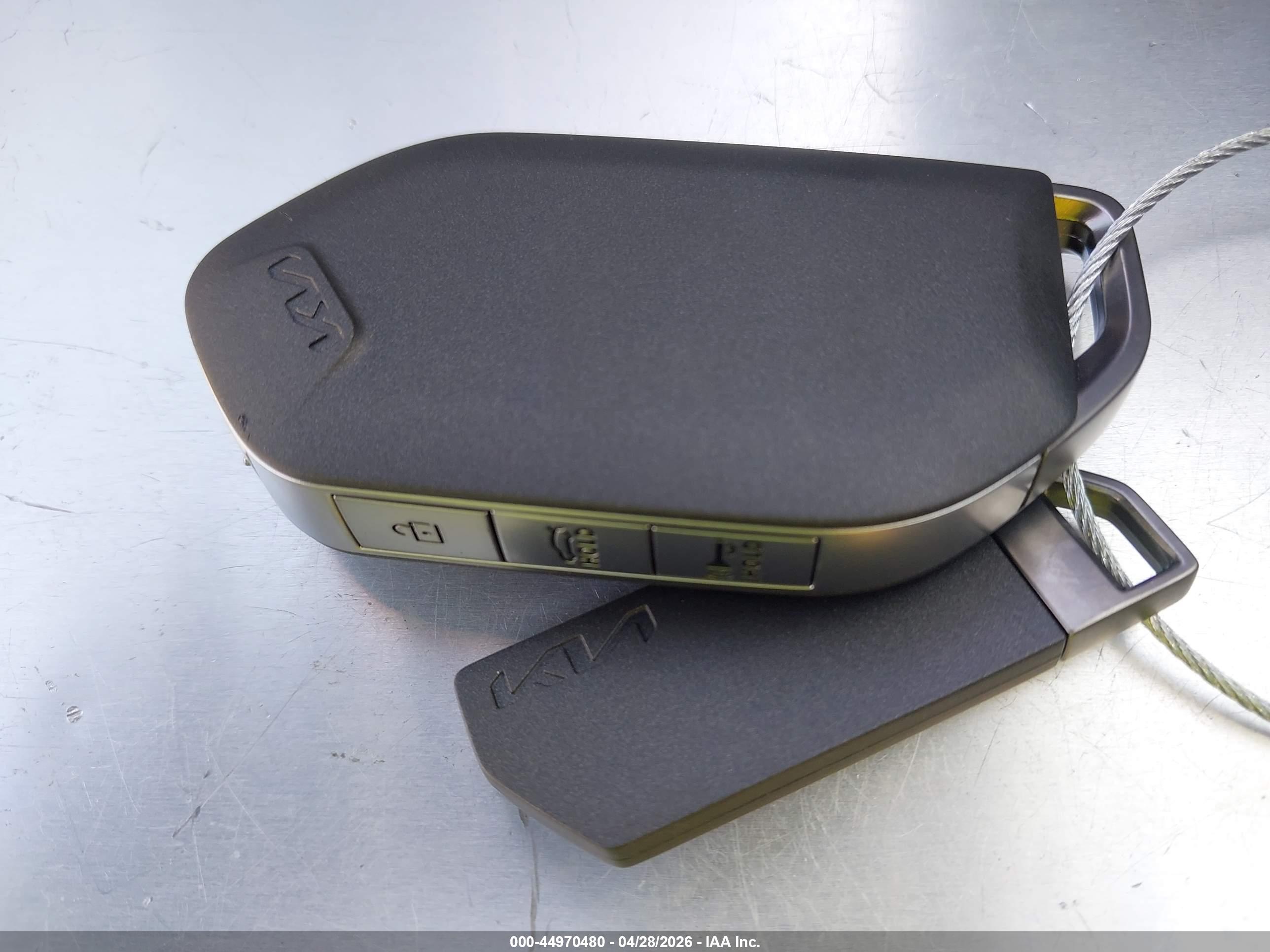 KIA K5 image 11