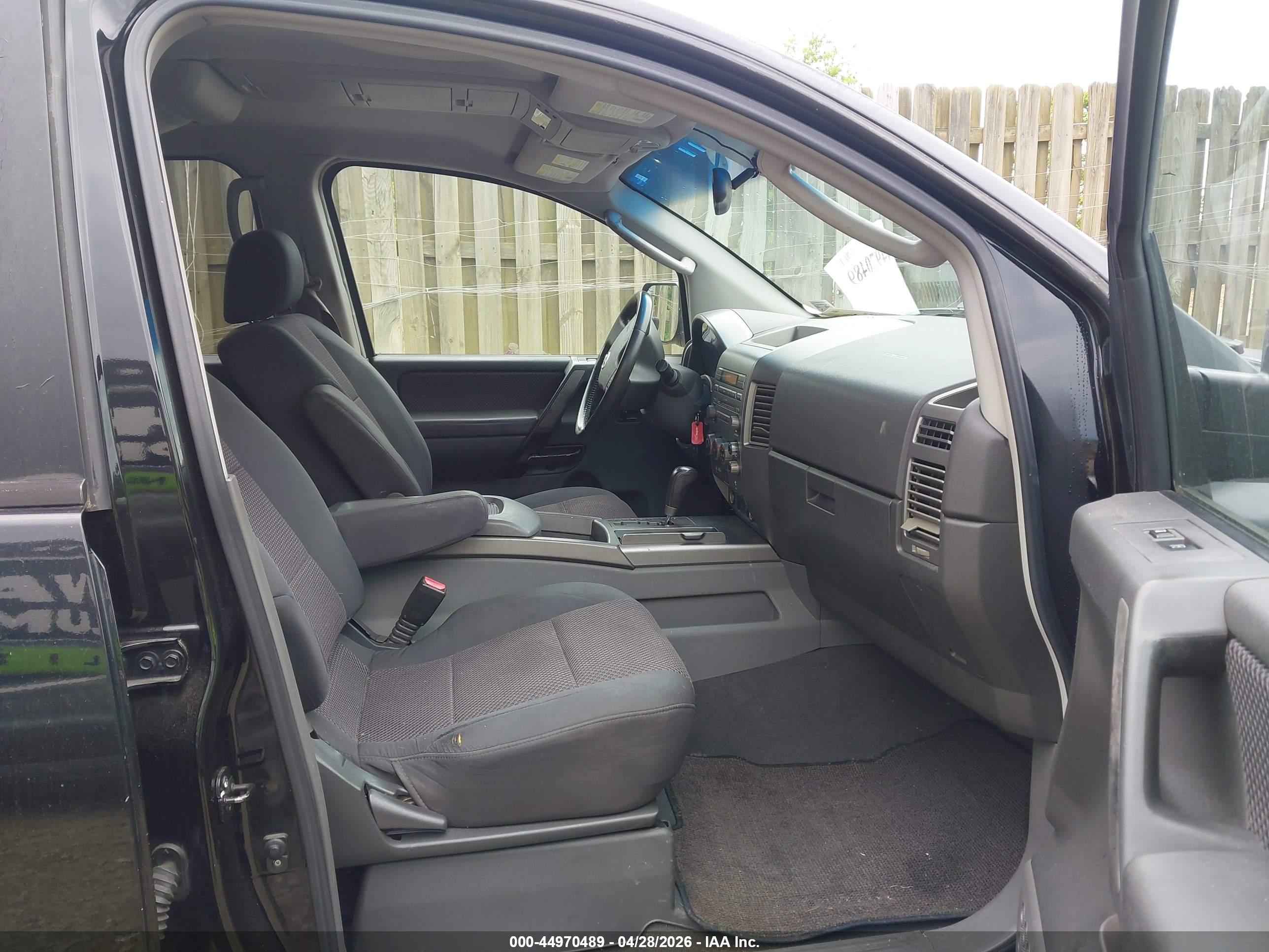 NISSAN ARMADA image 5