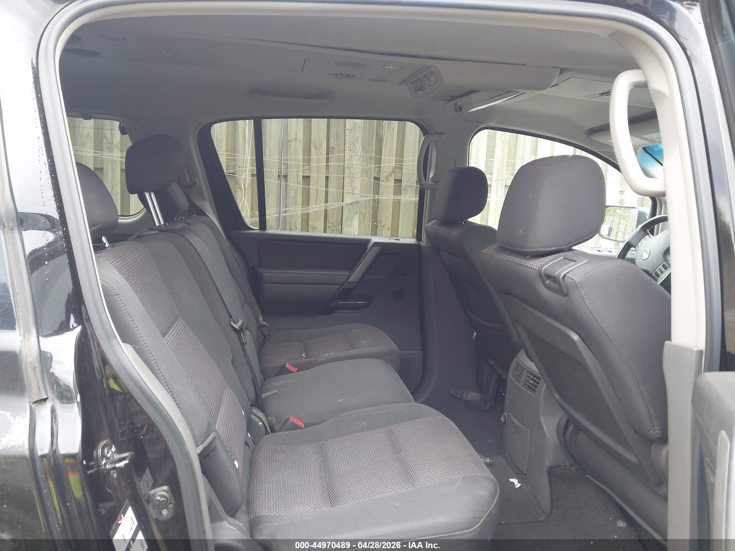 NISSAN ARMADA image 8