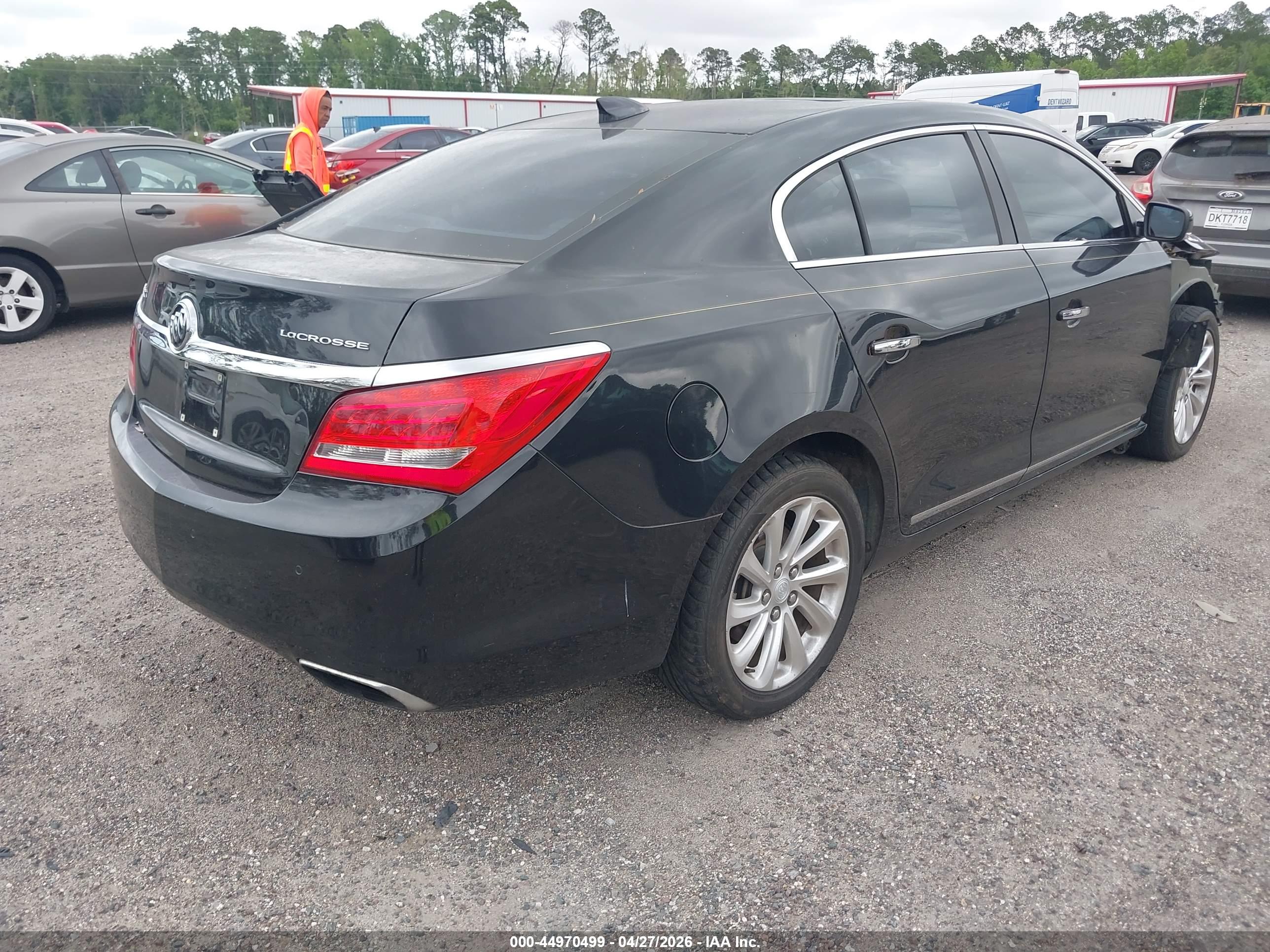 BUICK LACROSSE image 4