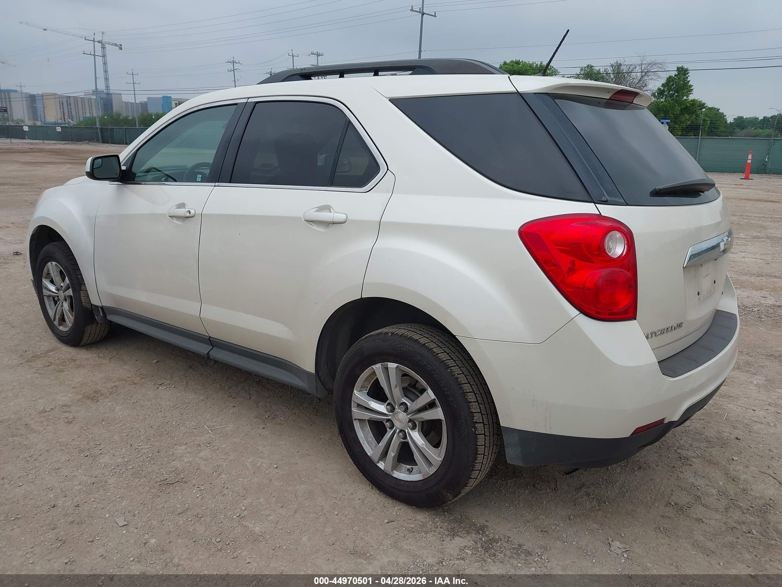 CHEVROLET EQUINOX image 3