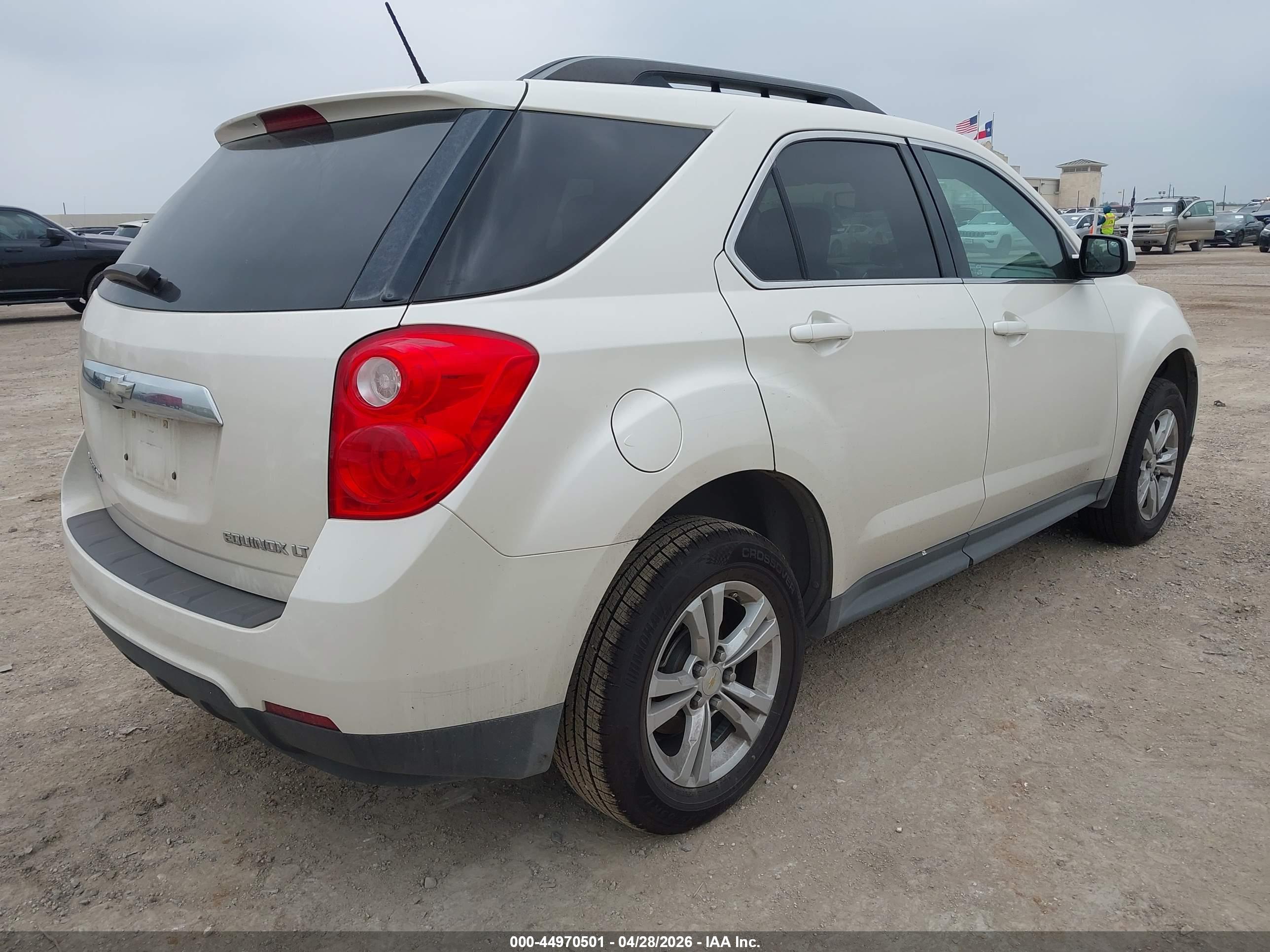 CHEVROLET EQUINOX image 4