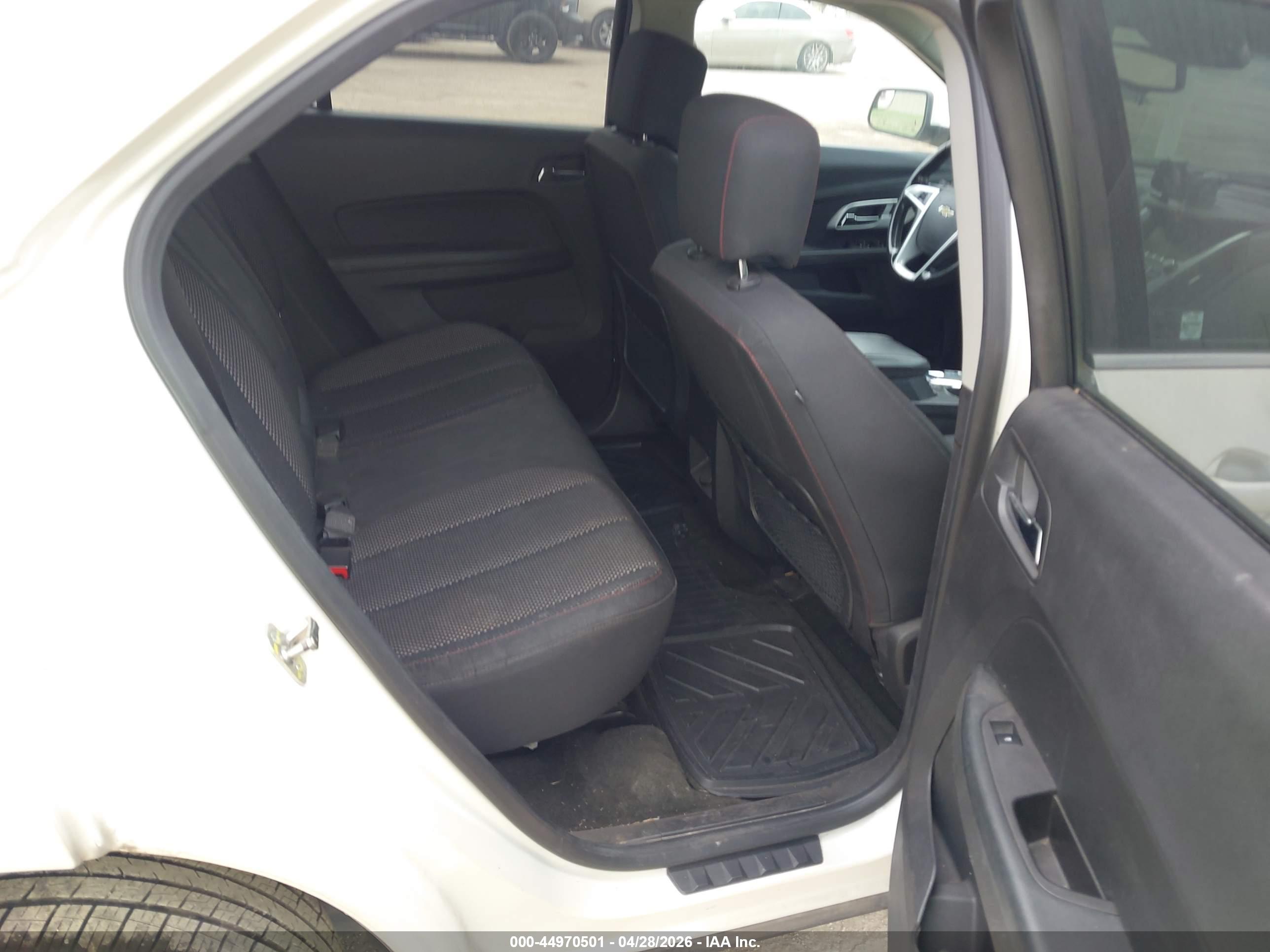 CHEVROLET EQUINOX image 8