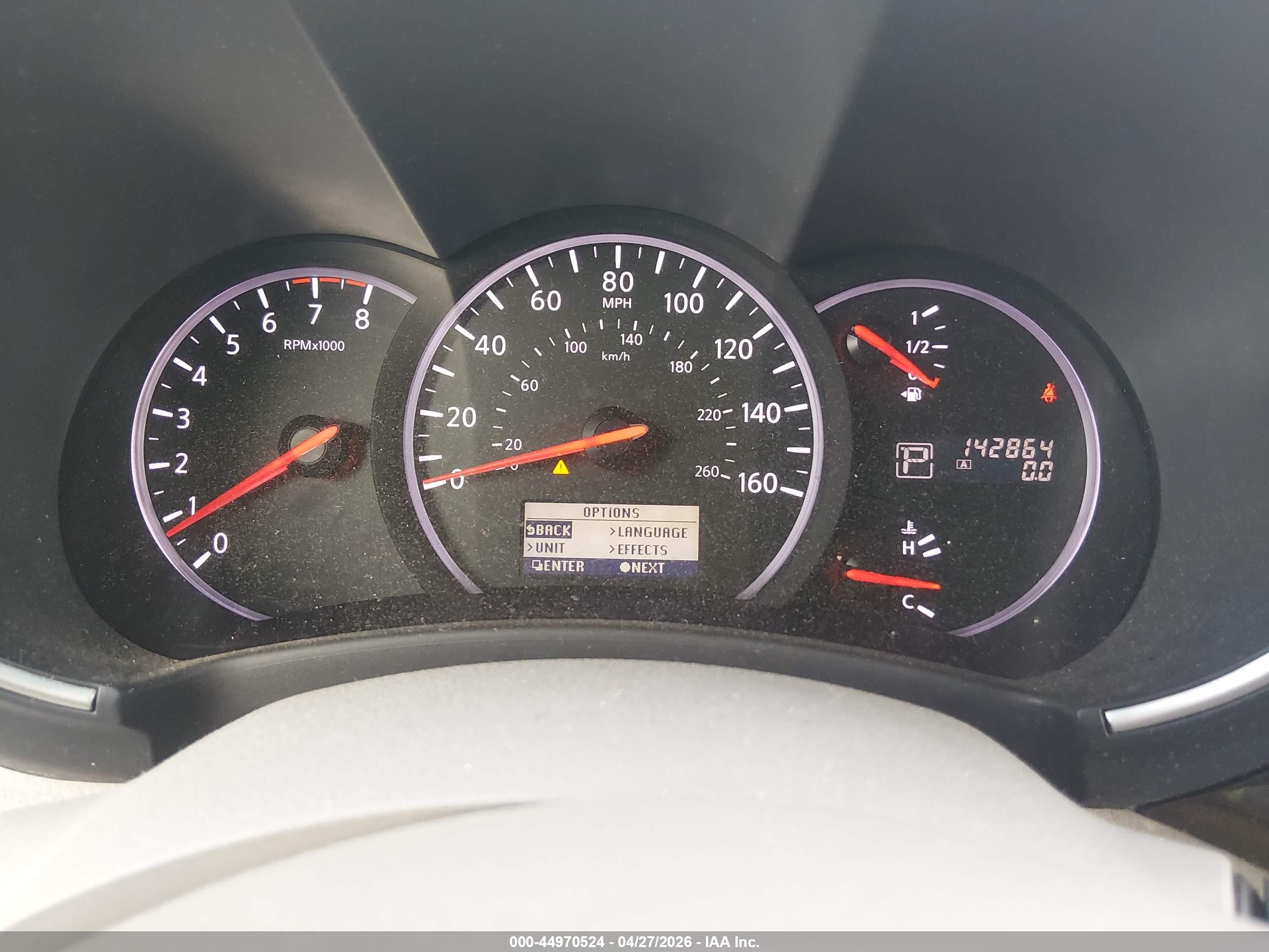 NISSAN QUEST image 7