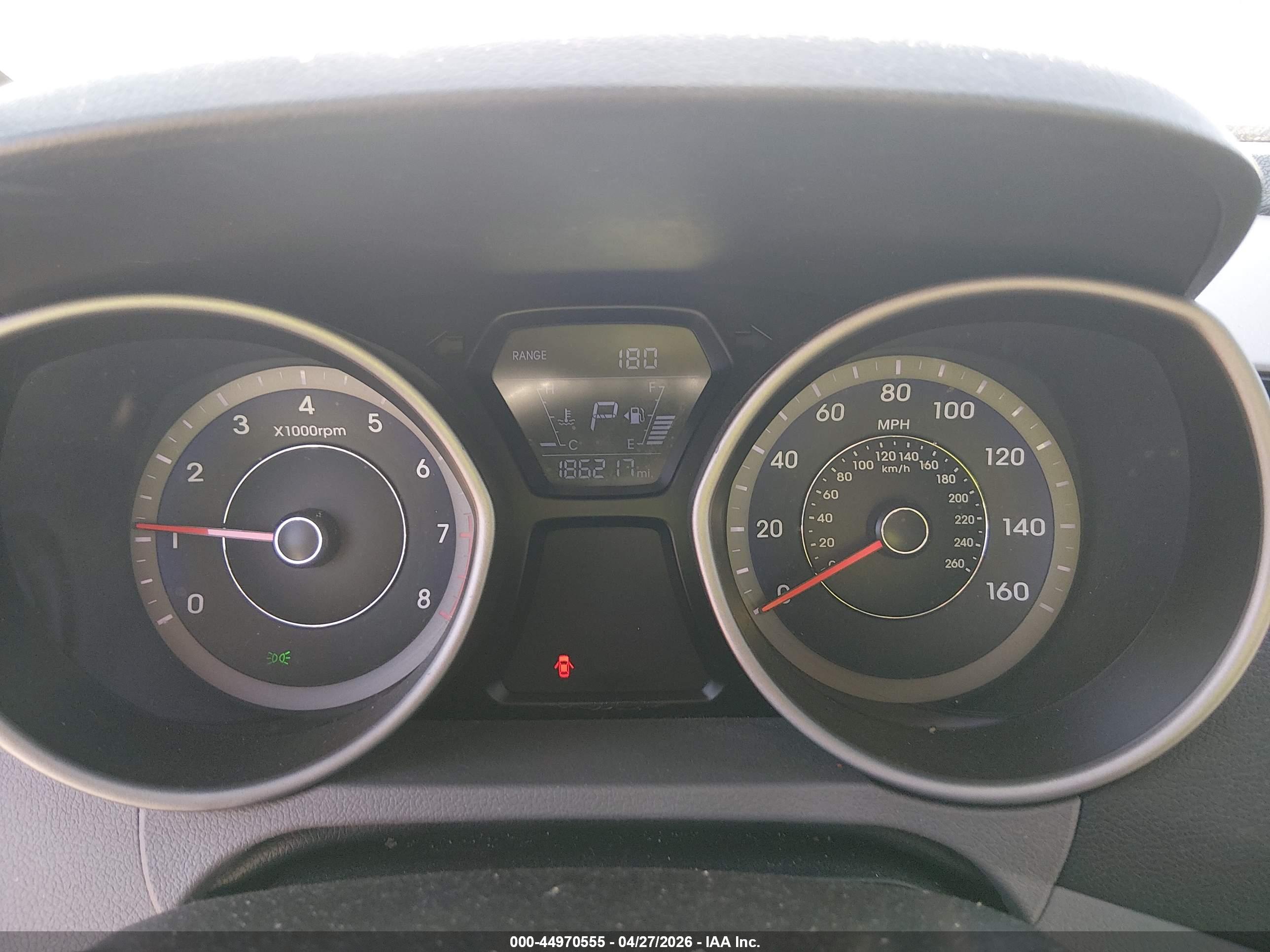 HYUNDAI ELANTRA image 7