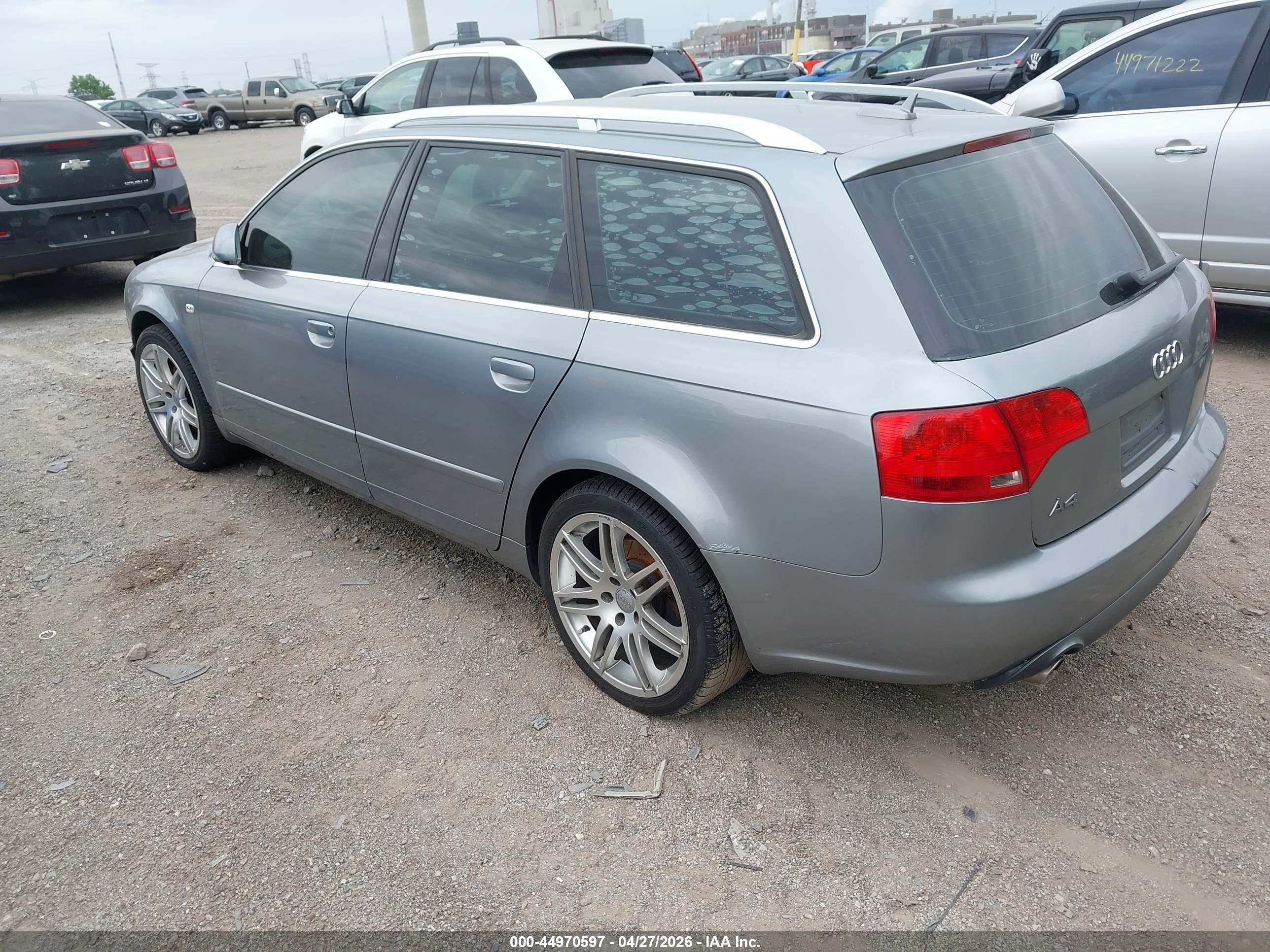 AUDI A4 image 3