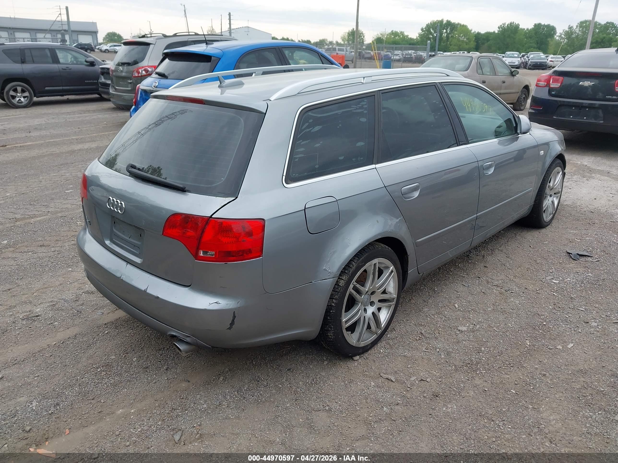 AUDI A4 image 4