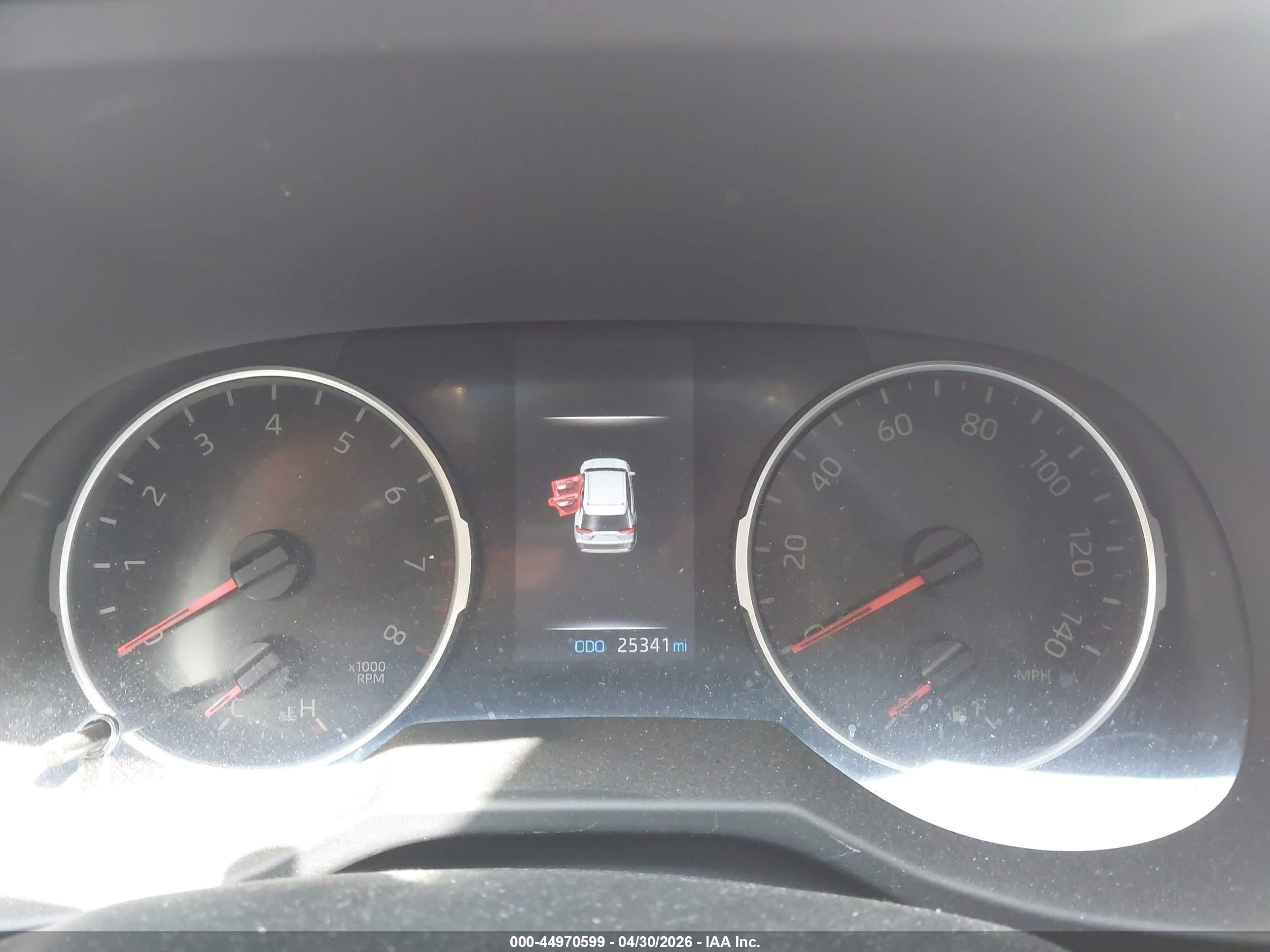 TOYOTA RAV4 image 7