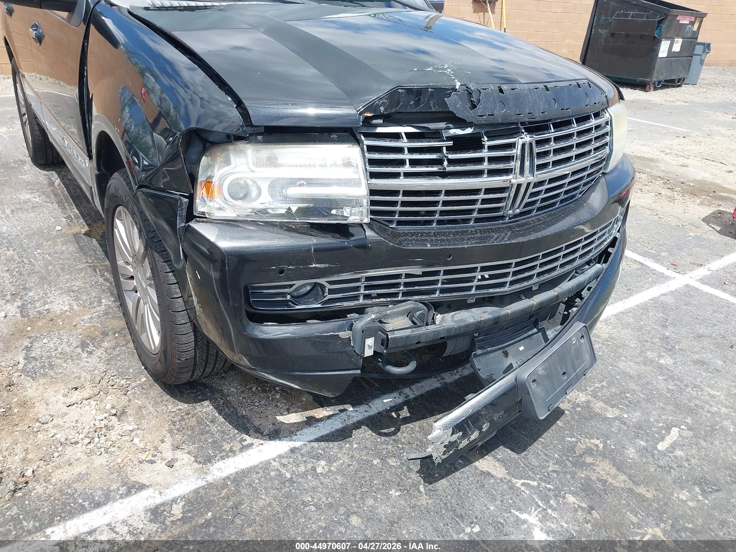 LINCOLN NAVIGATOR image 6