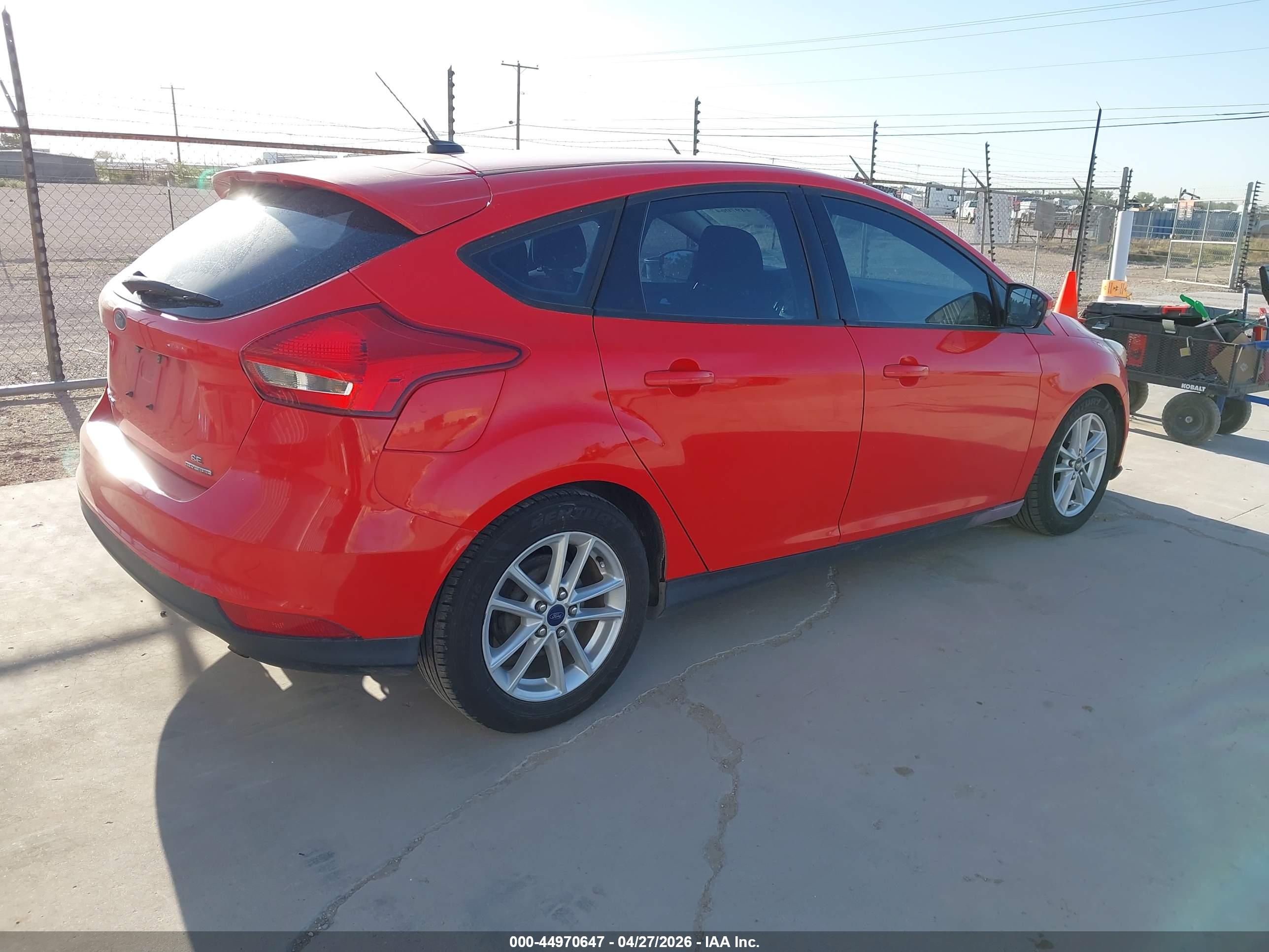 FORD FOCUS image 4