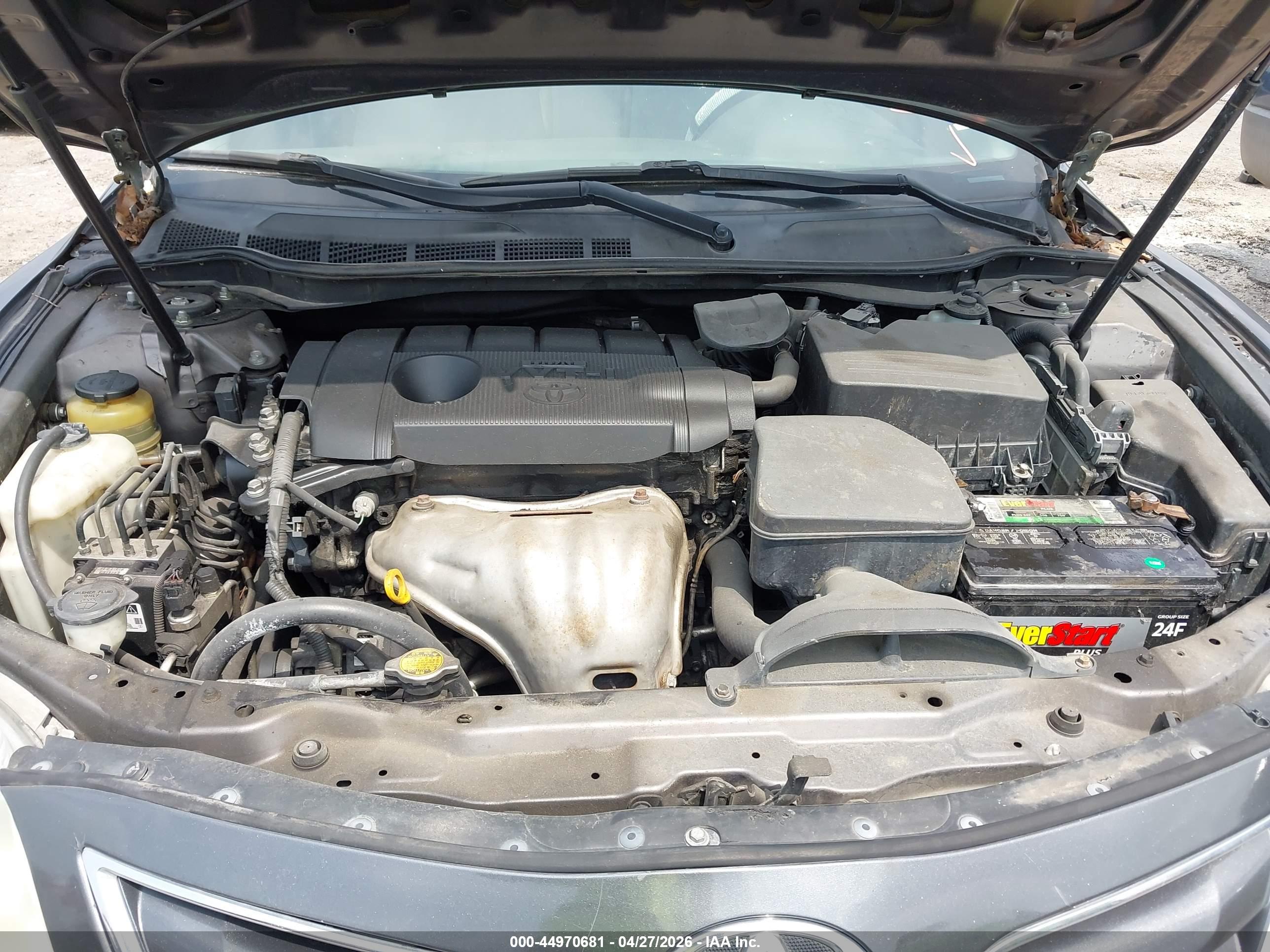 TOYOTA CAMRY image 10