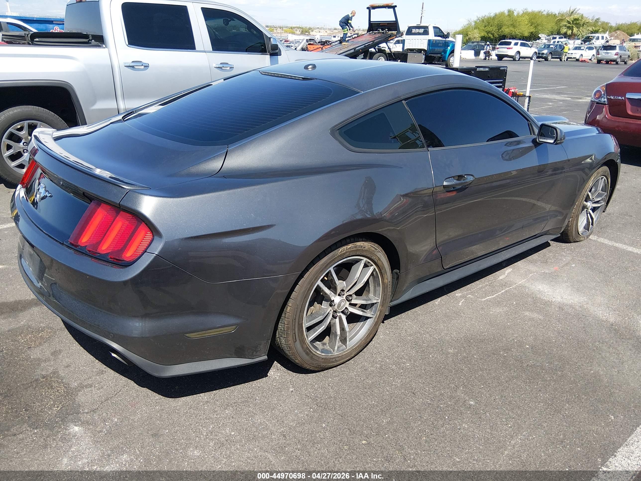 FORD MUSTANG image 4