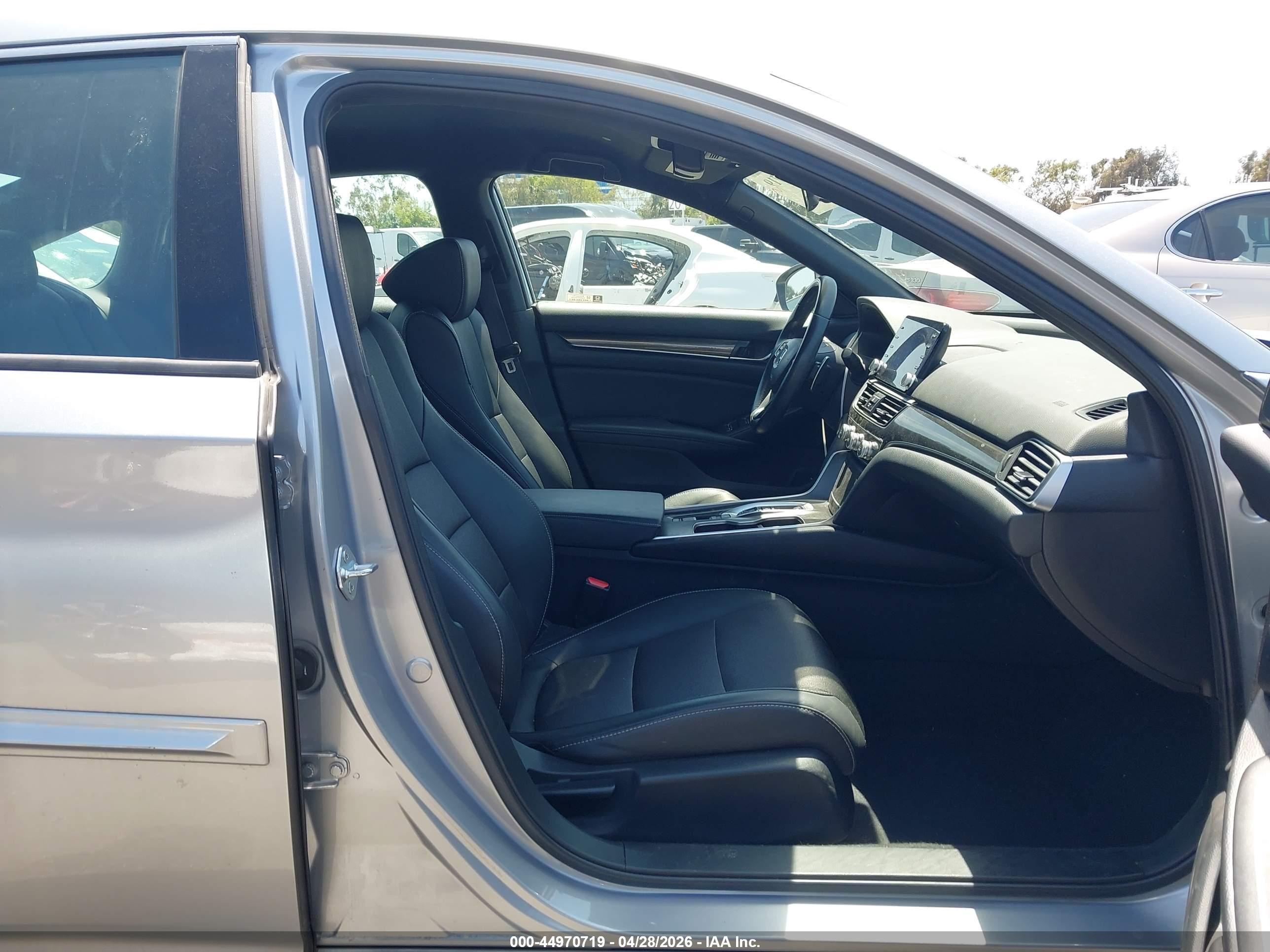 HONDA ACCORD image 5