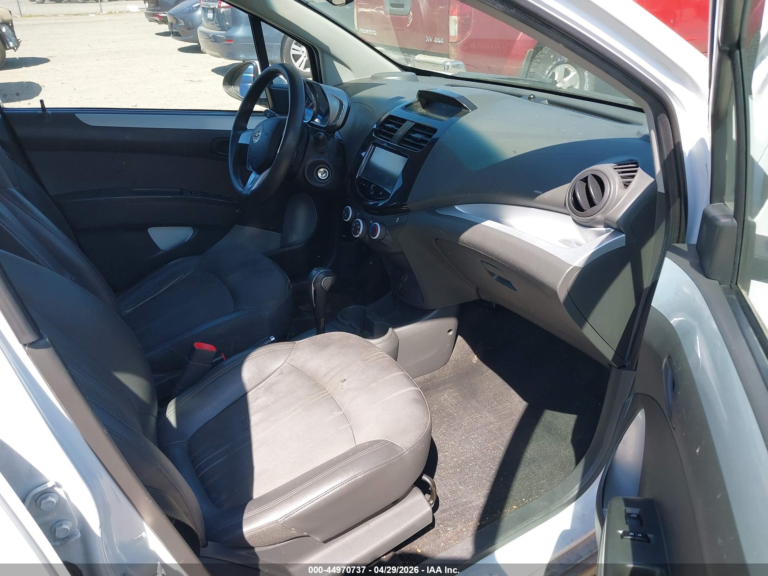 CHEVROLET SPARK image 5
